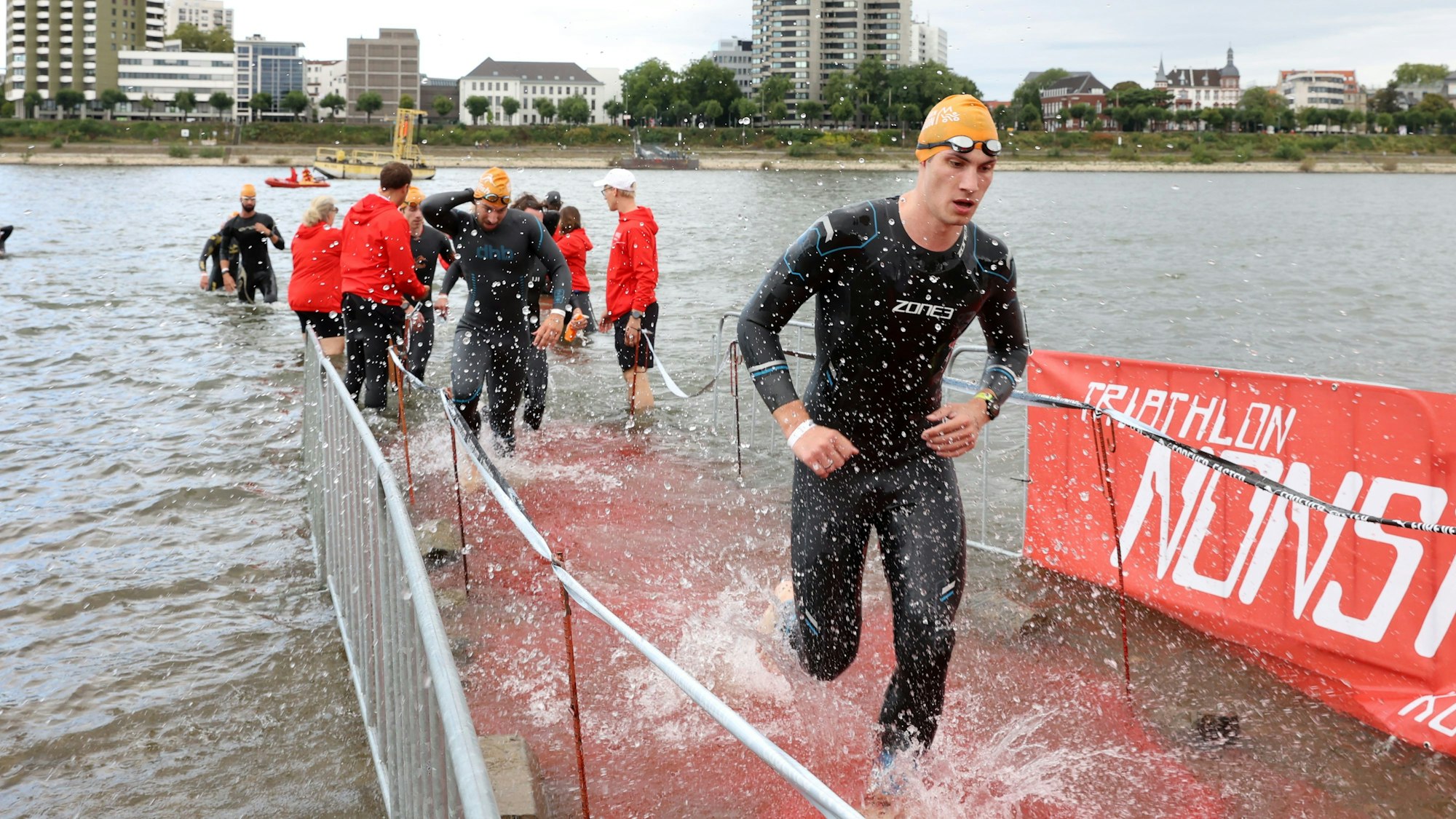 08.09.2024
Köln:
Kölner Triathlon
Foto: Martina Goyert