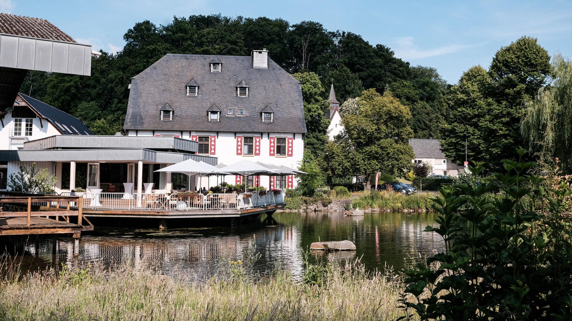 Die Komturei beherbergt heute ein Hotel und ein Restaurant.