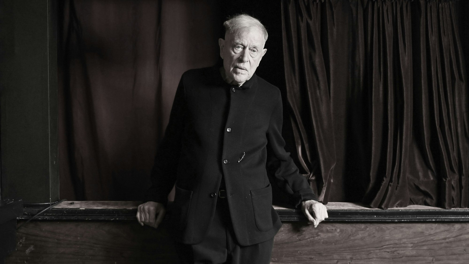 25.05.2022, Berlin: Der Theaterregisseur und Intendant Claus Peymann bei einem exklusiven Fototermin im Renaissance Theater.