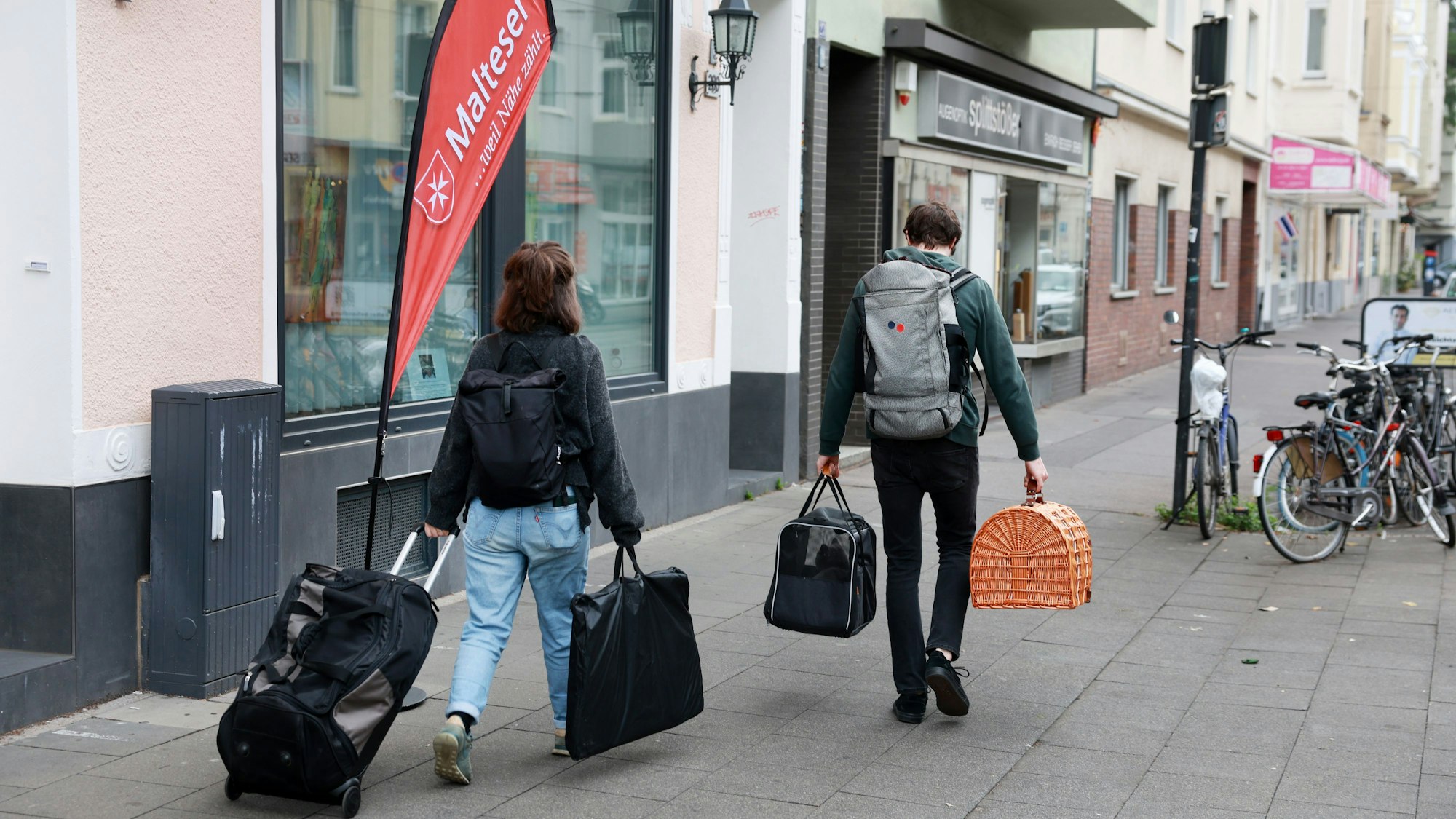 17.07.2025, Köln: Unweit der Universitätsklinik Köln, am Lindenhof, wurde eine 250kg schwere Bombe aus dem Zweiten Weltkrieg gefunden.
Die Zülpicher Straße liegt im Evakuierungsgebiet.
Foto: Michael Bause