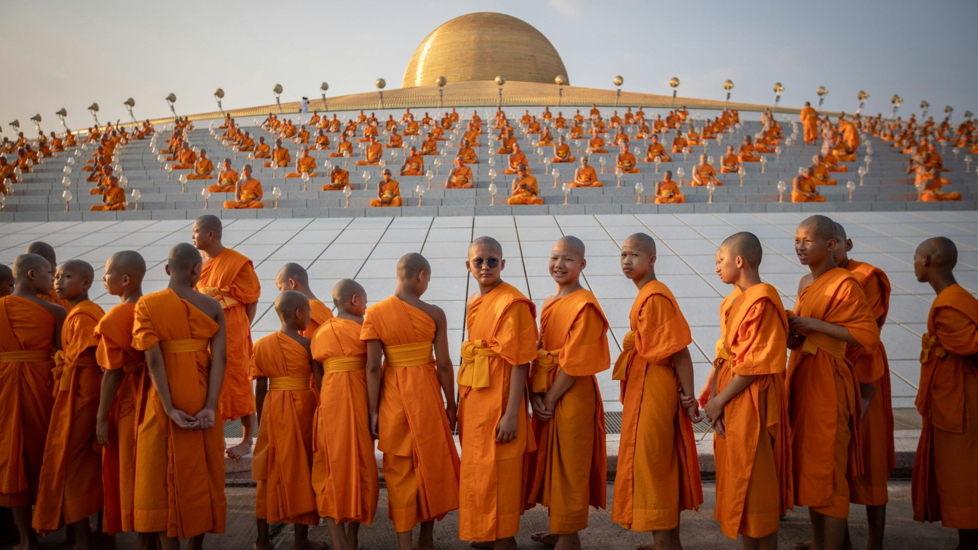 Junge Mönchen in Thailand.
