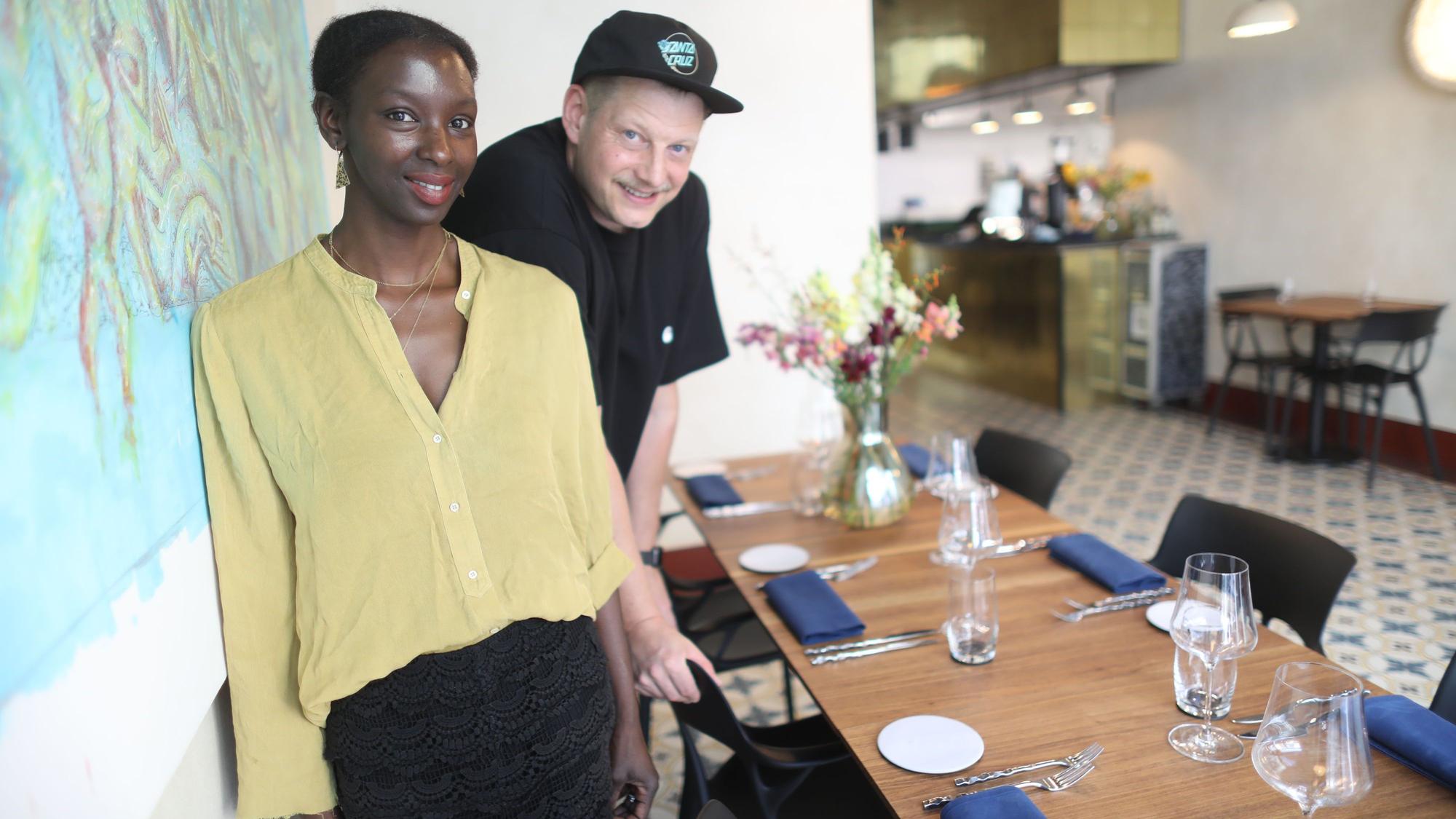17.07.2025, Köln: Gastrokritik von Carsten Henn („Henns Geschmackssache“) über das „Vunky“. Am Kölner Eigelstein ist jetzt nicht nur Musik, sondern auch Gemüse pur. Das Restaurant Vunky bietet mit einer „pflanzenbasierter Küche“ tolle Produkte und pure Aromen. Foto: Arton Krasniqi