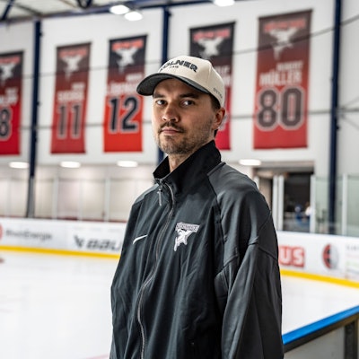 Oliwer Kaski hat beim KEC unterschrieben.