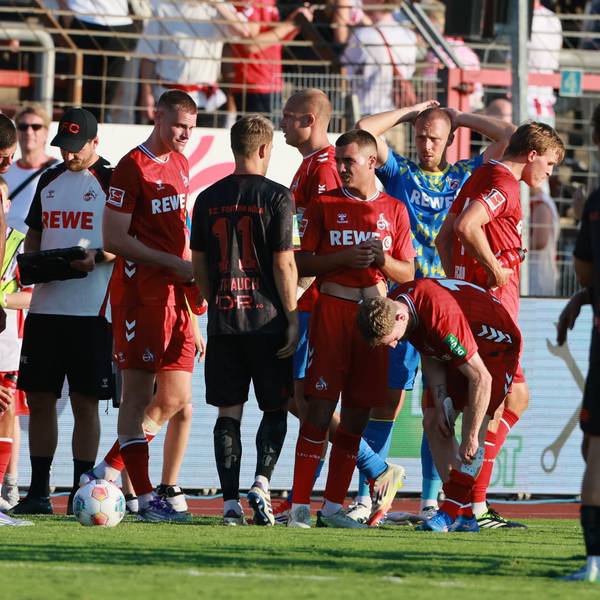 Das 2:2 im Test bei Fortuna Köln sorgte bei den FC-Profis und ihrem Trainer für lange Gesichter.