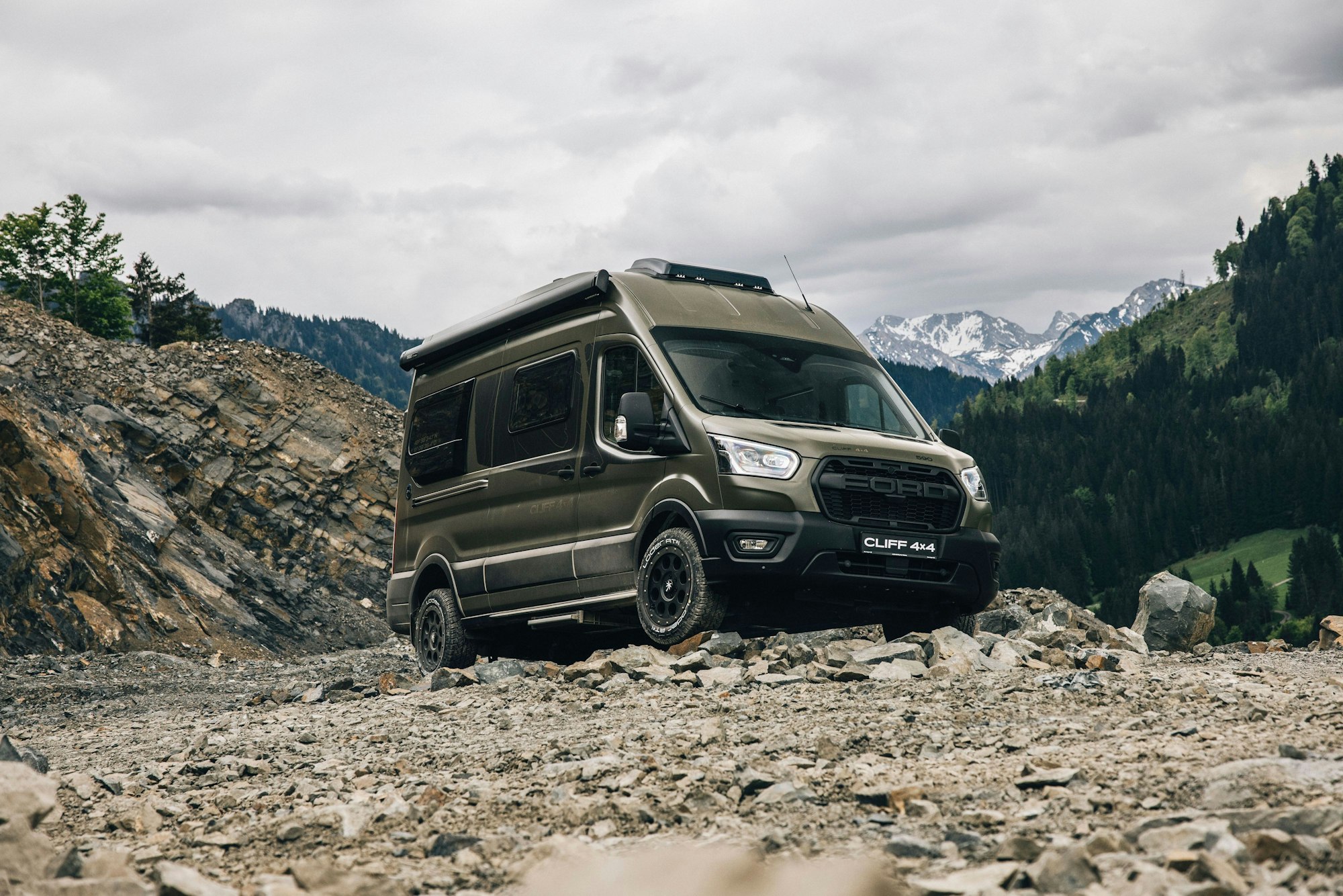 Ford Sunlight Cliff 4x4 Wohnmobil.