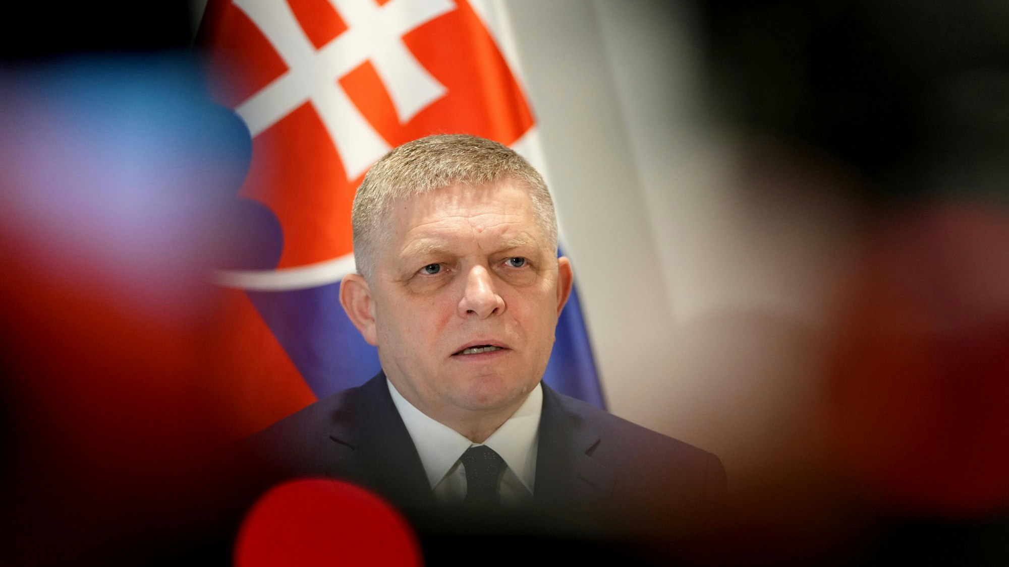 Der slowakische Ministerpräsident Robert Fico drohte mit einem Veto gegen das geplante 18. EU-Sanktionspaket gegen Russland.