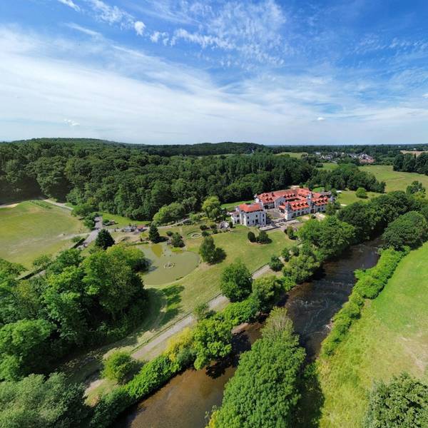 Luftbild der Wupper und des Müllerhofs in Leichlingen