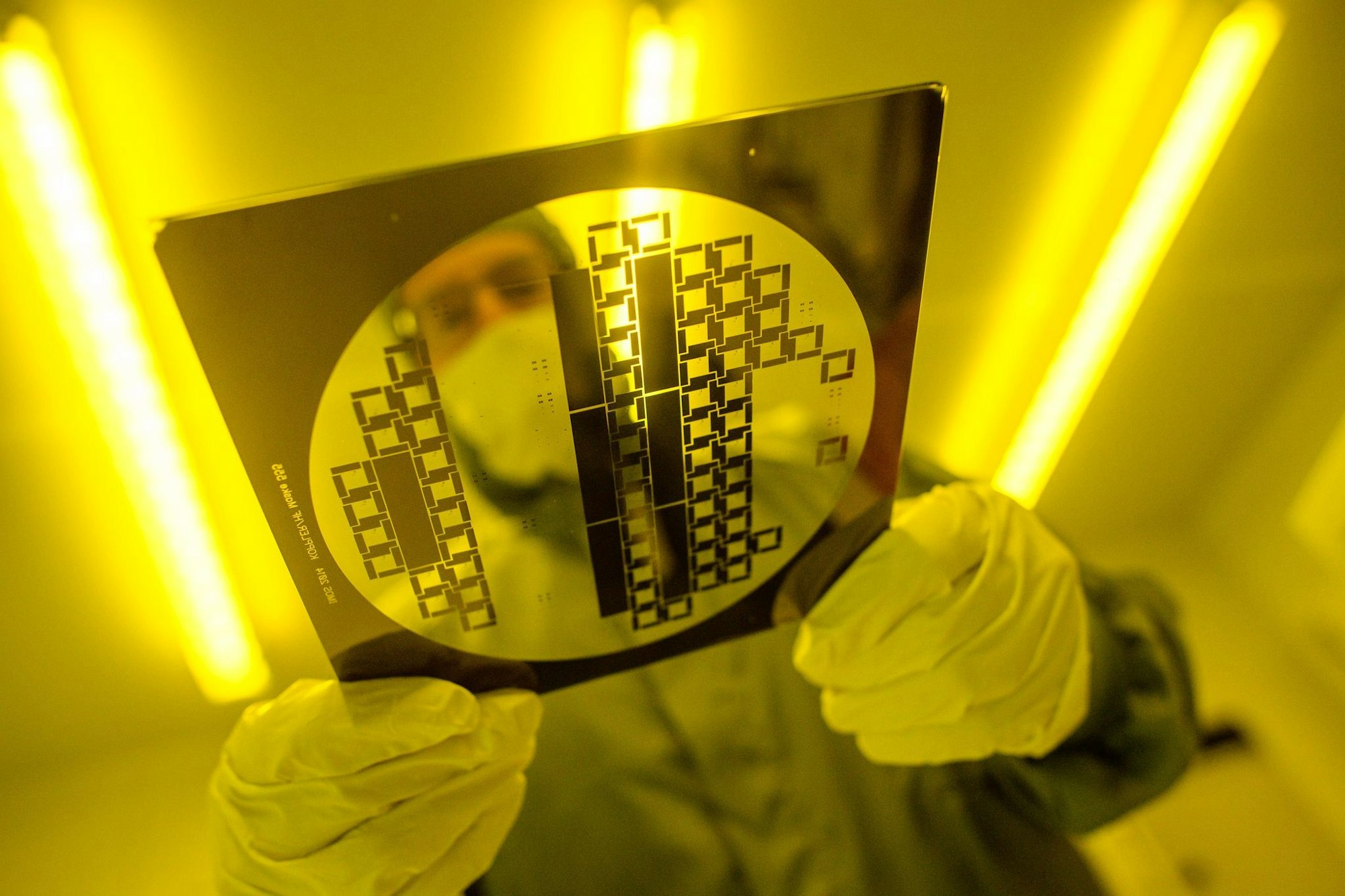 Kommt es nach den auf Eis gelegten Plänen von Intel doch noch zum Bau einer Chip-Fabrik bei Magdeburg? (Archivbild)