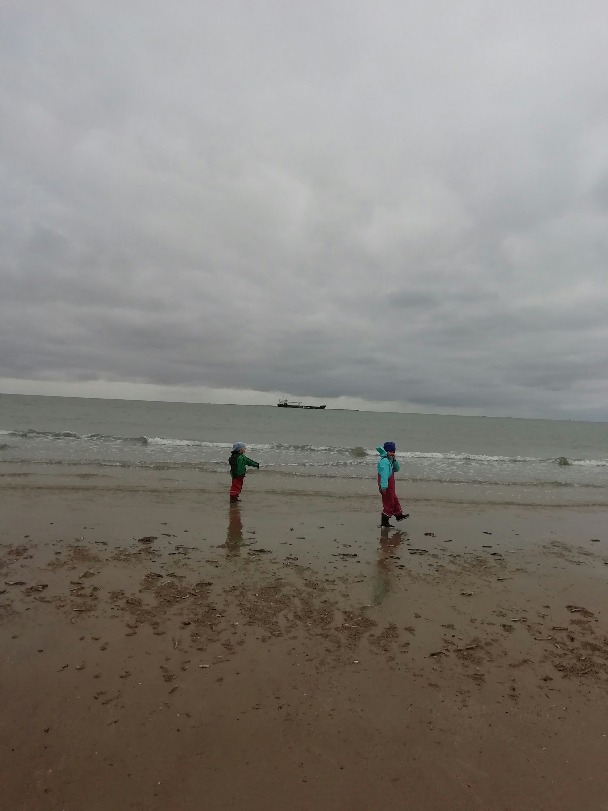 Strand Borkum bei Regen
