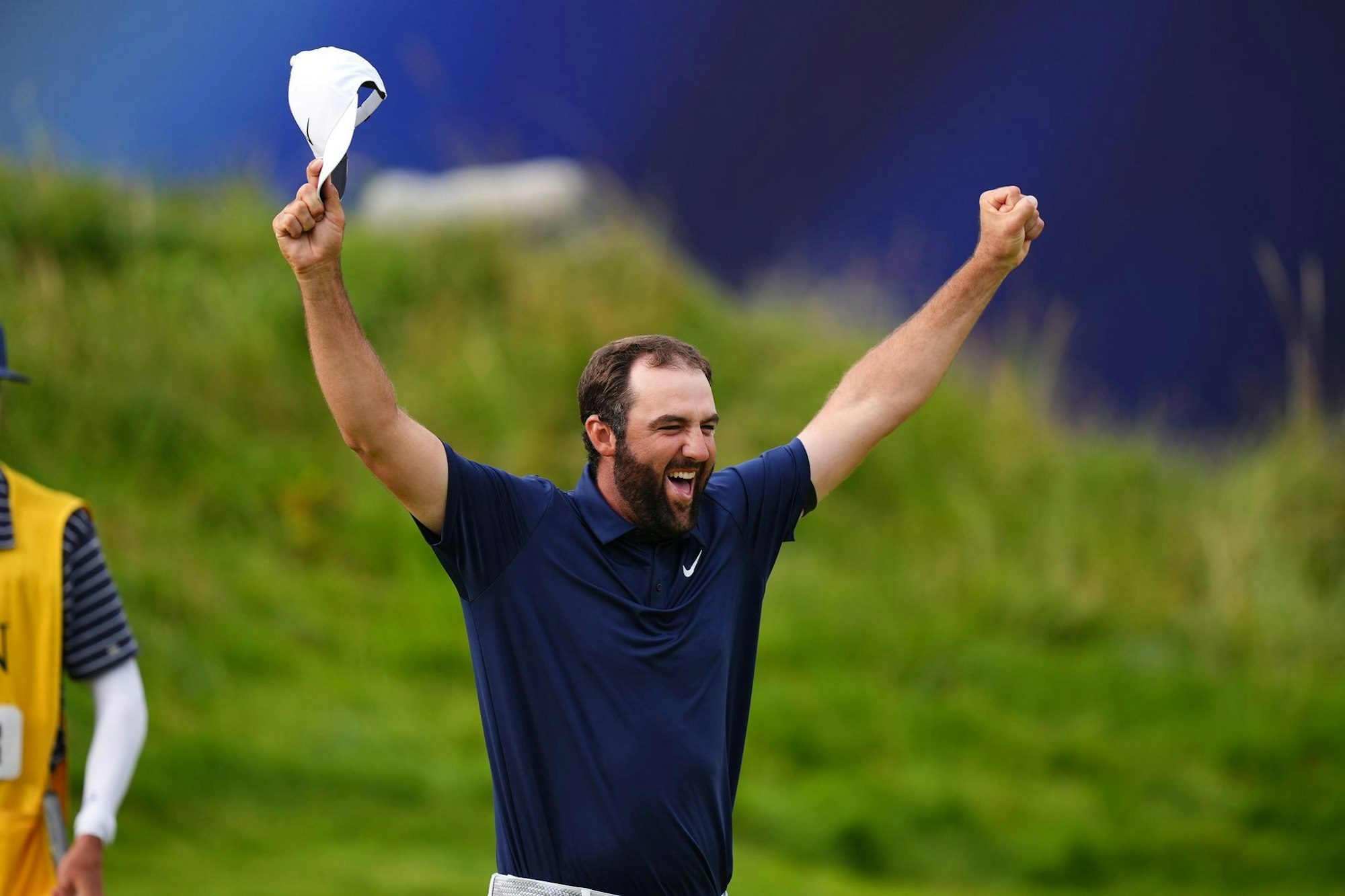 Der US-Golfer Scottie Scheffler hat erstmals die British Open gewonnen.
