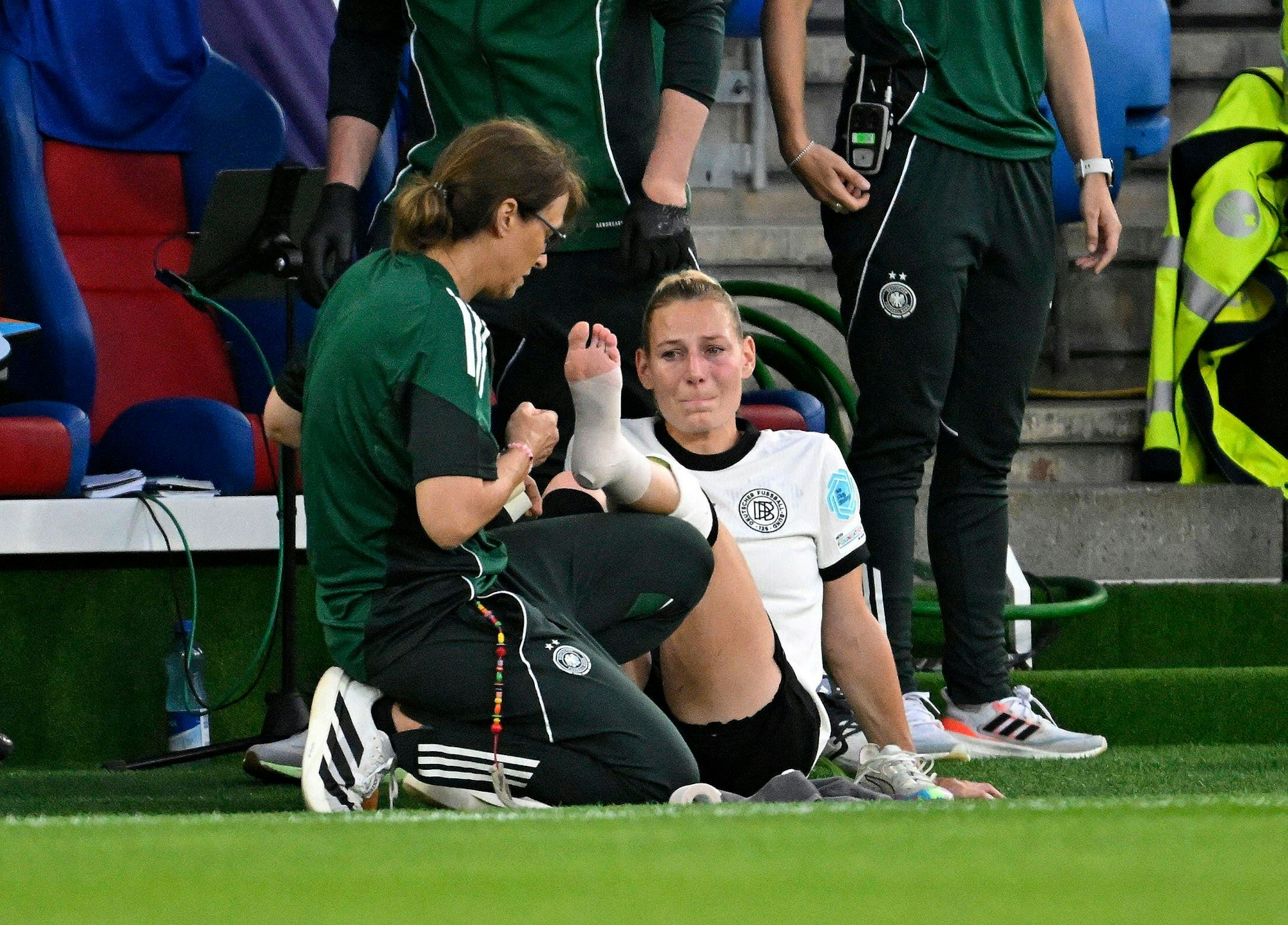 Sarai Linder spielte trotz Verletzung weiter und kämpfte sich durch.