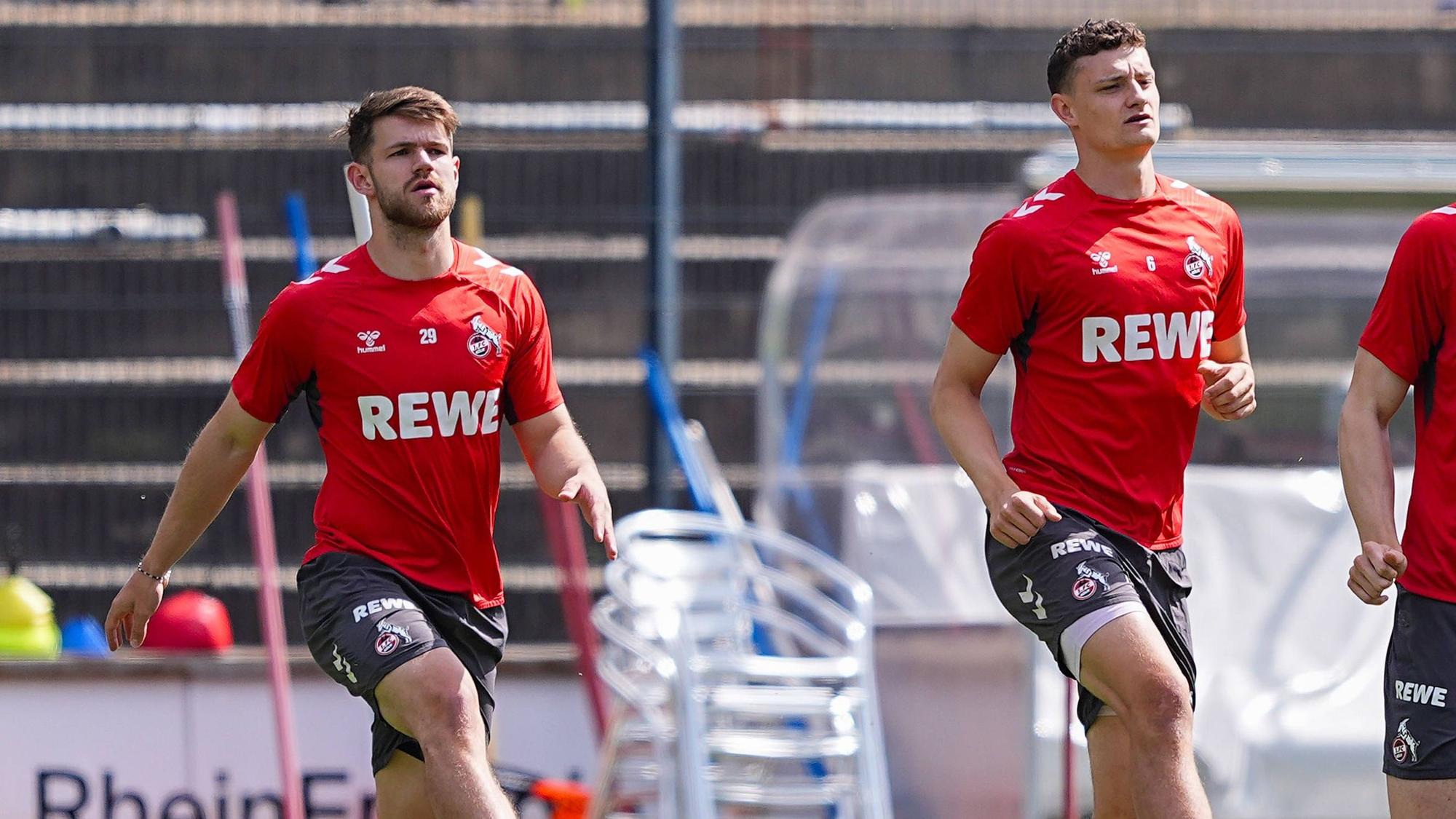 Jan Thielmann und Eric Martel sind verspätet in die Vorbereitung des 1. FC Köln eingestiegen (Archivbild).