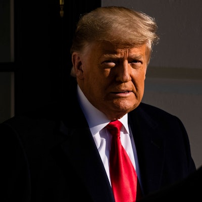 Hat Donald Trump etwas zu vergergen? Dass die US-Regierung die Epstein-Akten nicht freigeben will, sorgt in den USA für Unverständnis und Spekulationen. (Archivbild)