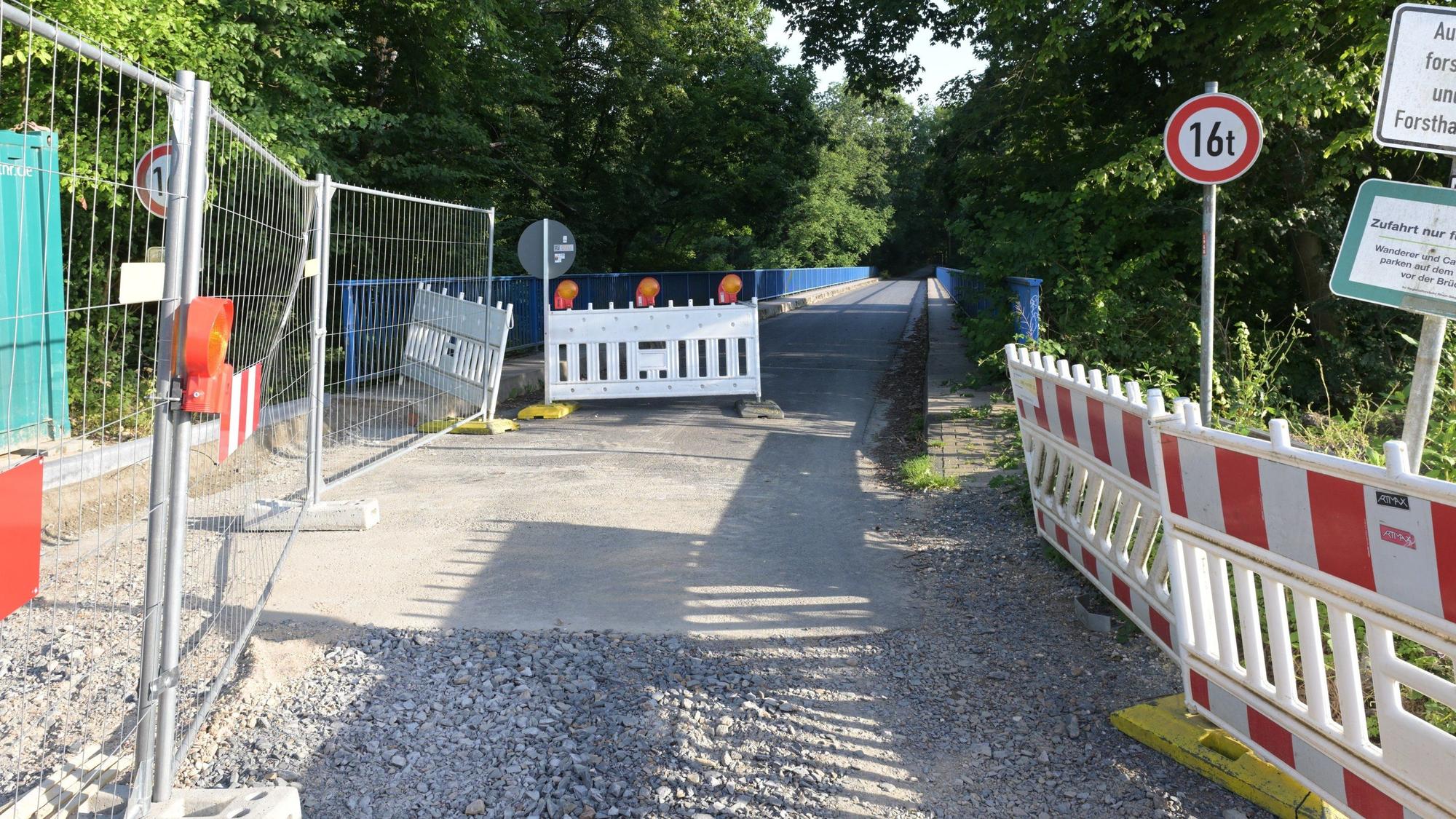 Die Autobahnbrücke Steinhaus ist derzeit gesperrt.
