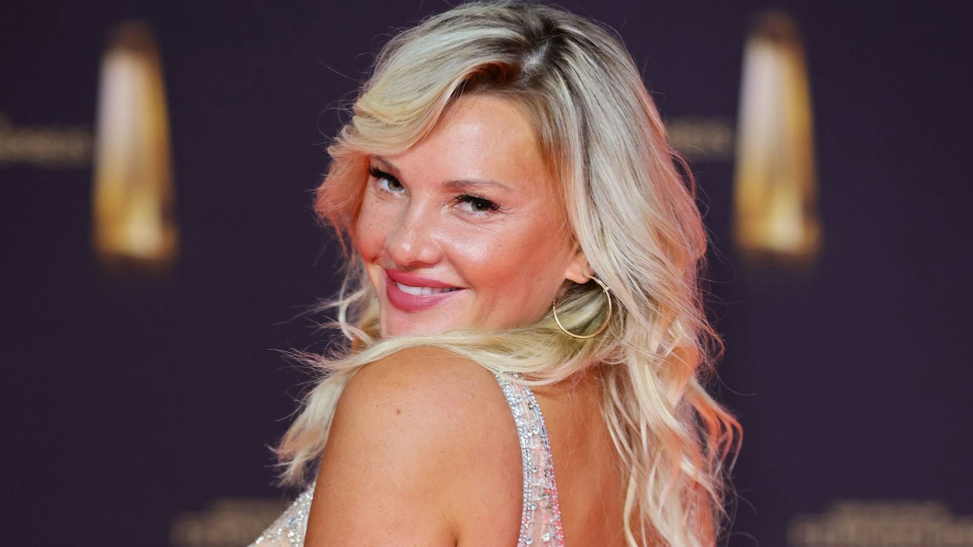 In ihrem Podcast sprachen Evelyn Burdecki (Bild) und Laura Karasek darüber, wegen welcher „körperlicher Makel“ sie bereits eine Beziehung beendet haben. (Bild: 2024 Getty Images/Joshua Sammer)