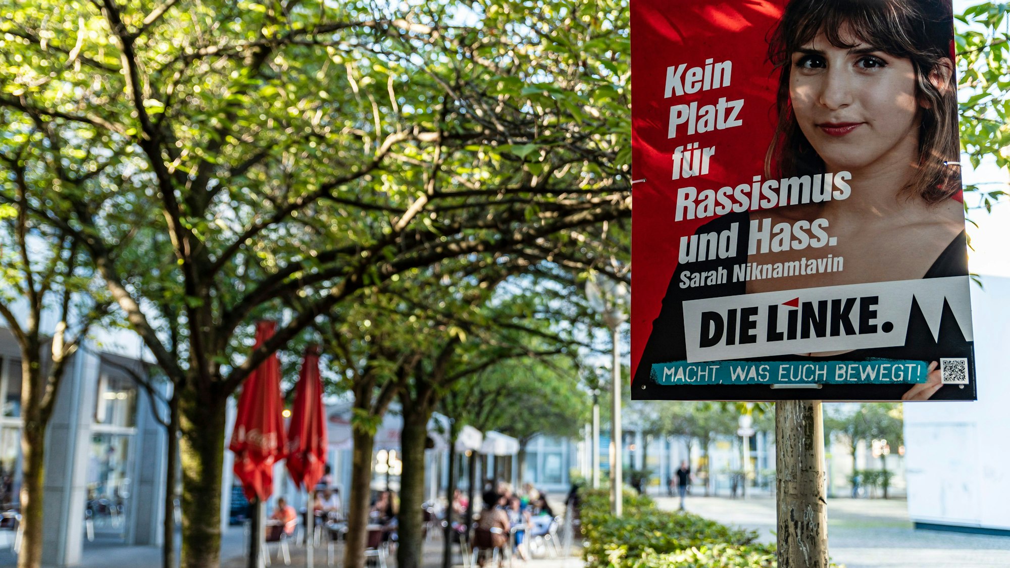 Sarah Niknamtavin auf einem Wahlplakat von 2020. Im September stellt sie sich nicht erneut zur Wahl für den Stadtrat.