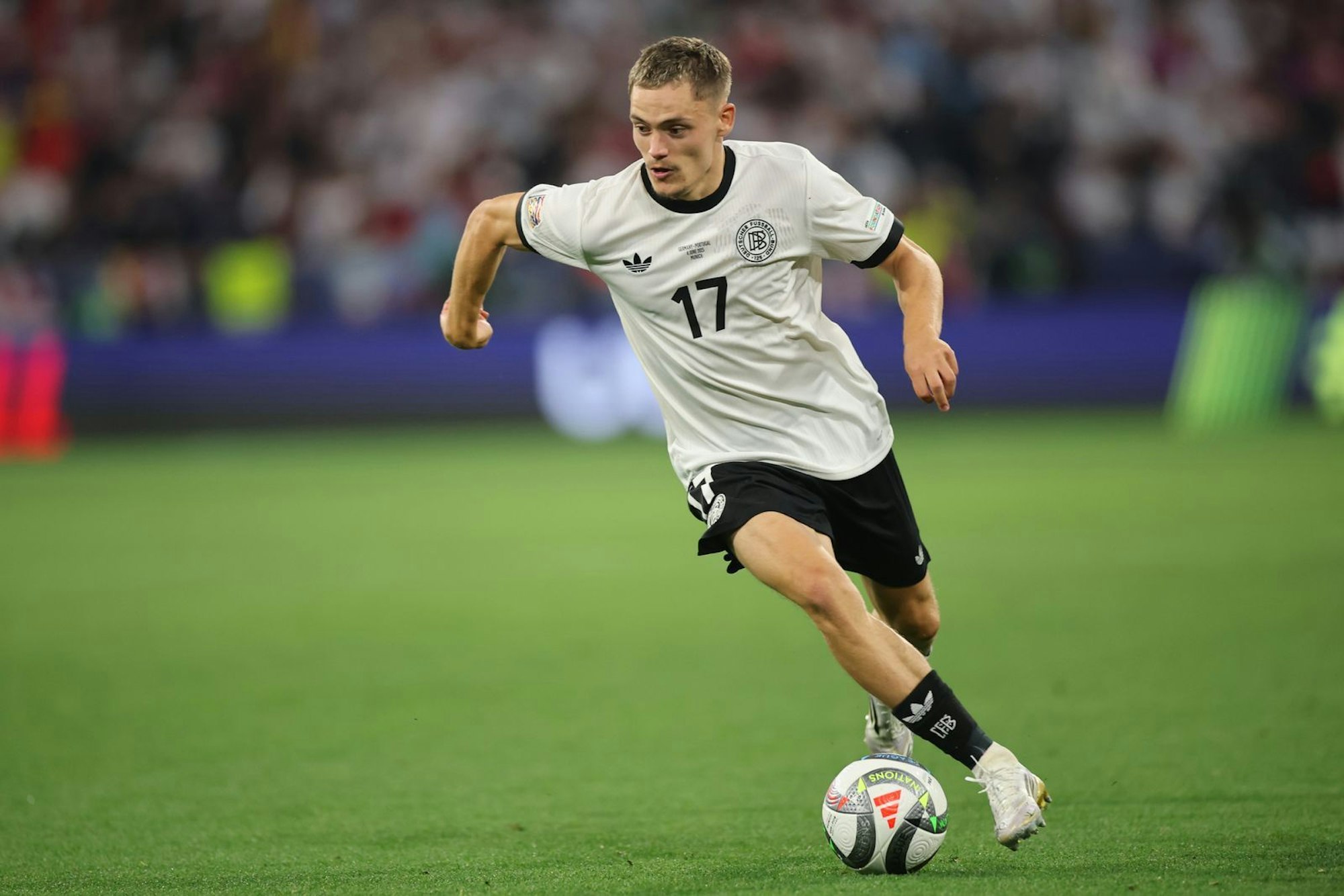 Nationalspieler Florian Wirtz entschied sich kürzlich gegen einen Wechsel zum FC Bayern München. (Bild: 2025 Getty Images/Alex Grimm)