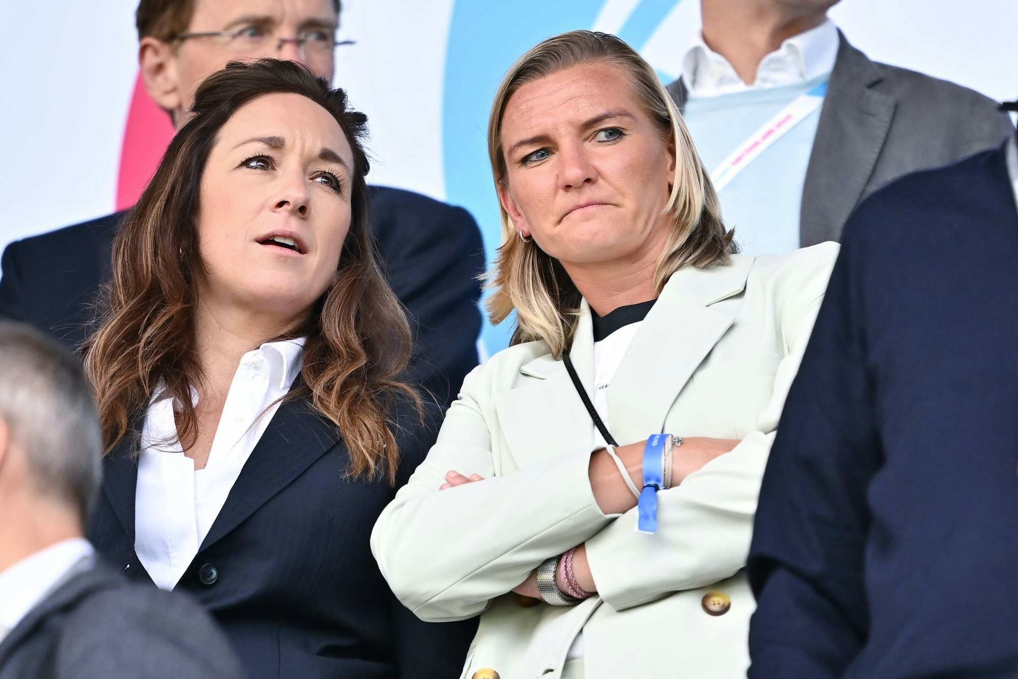Stars von früher: UEFA-Frauenfußball-Direktorin Nadine Keßler (l) und Ex-DFB-Kapitänin Alexandra Popp.
