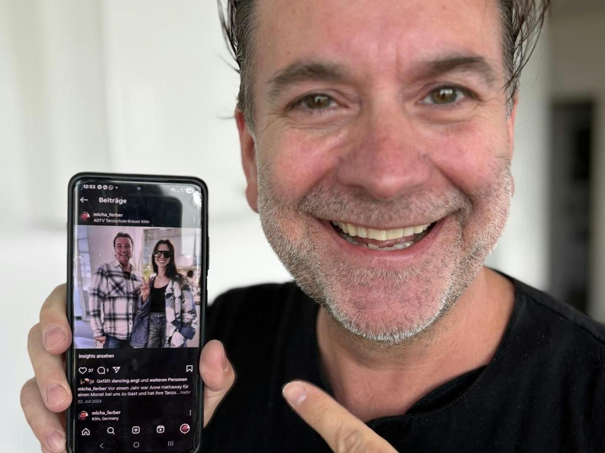 Michael Ferber, Geschäftsführer der Tanzschule Breuer, hat Anne Hathaway kennengelernt.