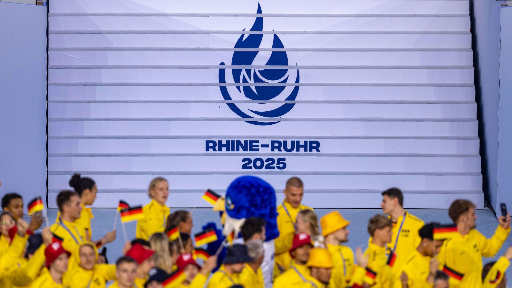 Eröffnungsfeier der FISU World University Games 2025: Die deutsche Mannschaft marschiert ein.