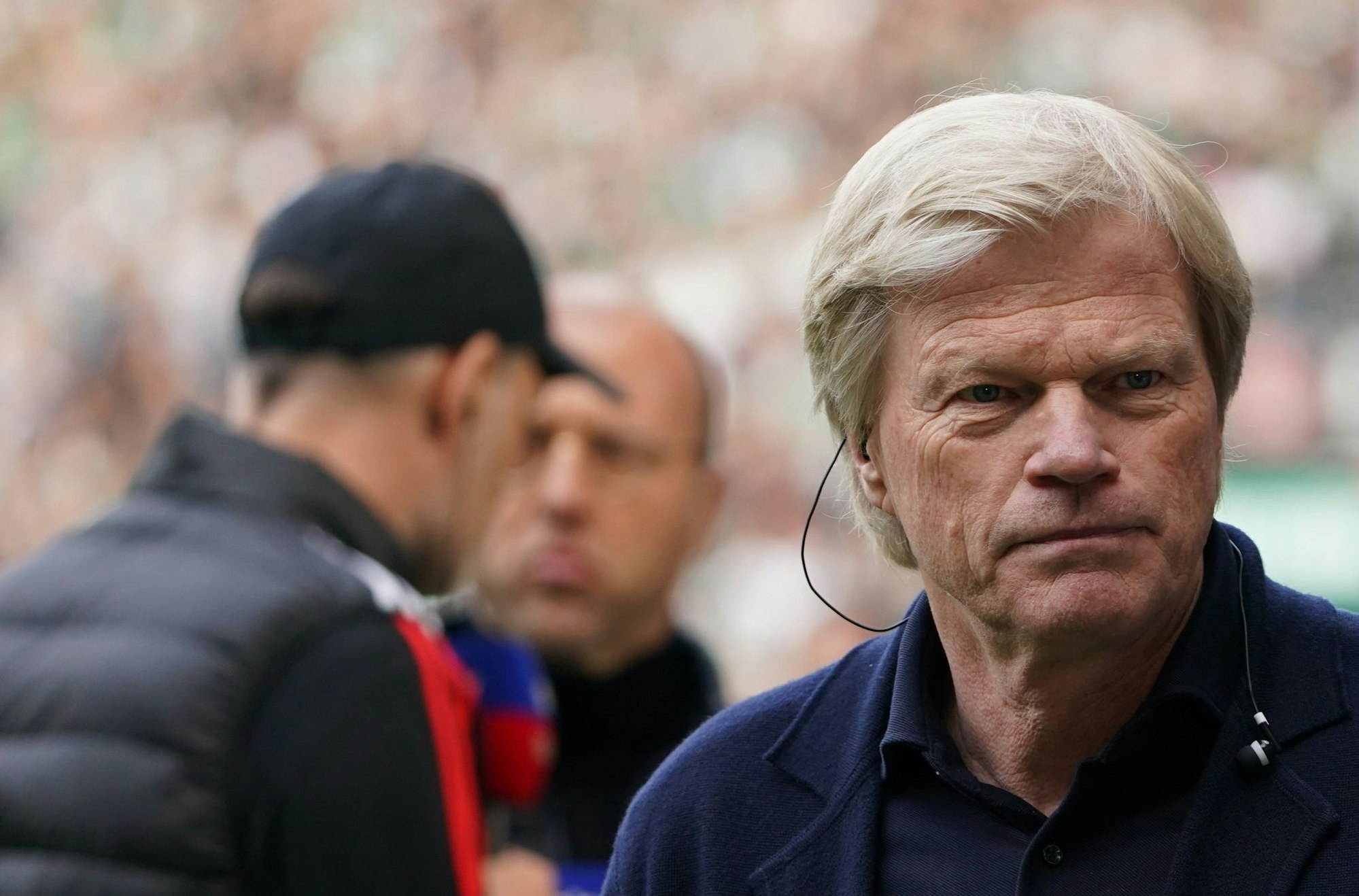 Oliver Kahn spricht über den verpassten Wirtz-Transfer des FC Bayern.