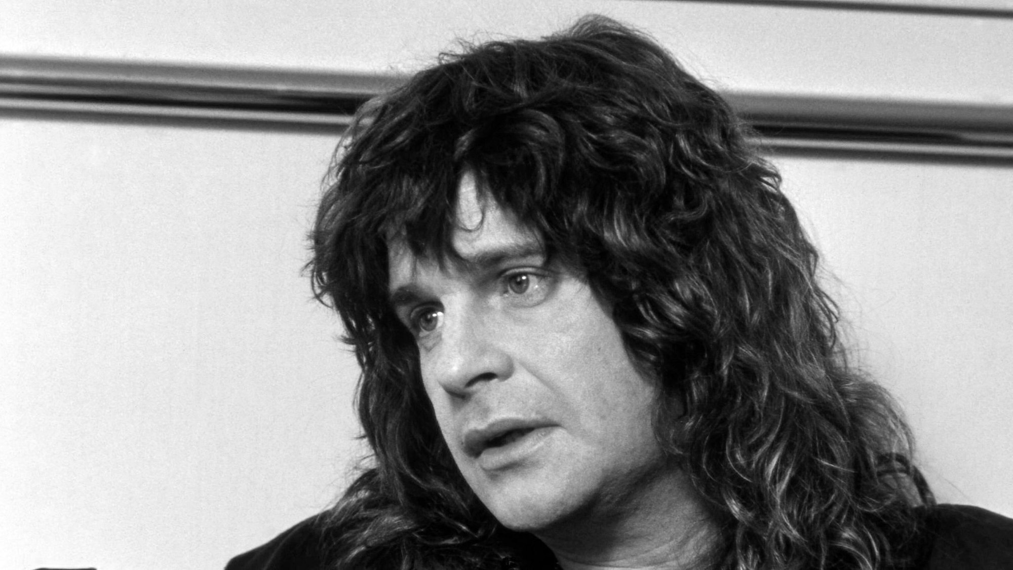 Dass er einer Fledermaus auf der Bühne den Kopf abgebissen hatte, brachte ihm endgültig den Ruf eines Satanisten ein. Ozzy Osbourne beteuerte, damit nichts zu tun zu haben. Er hielt das Tier für eine Attrappe. (Archivbild)