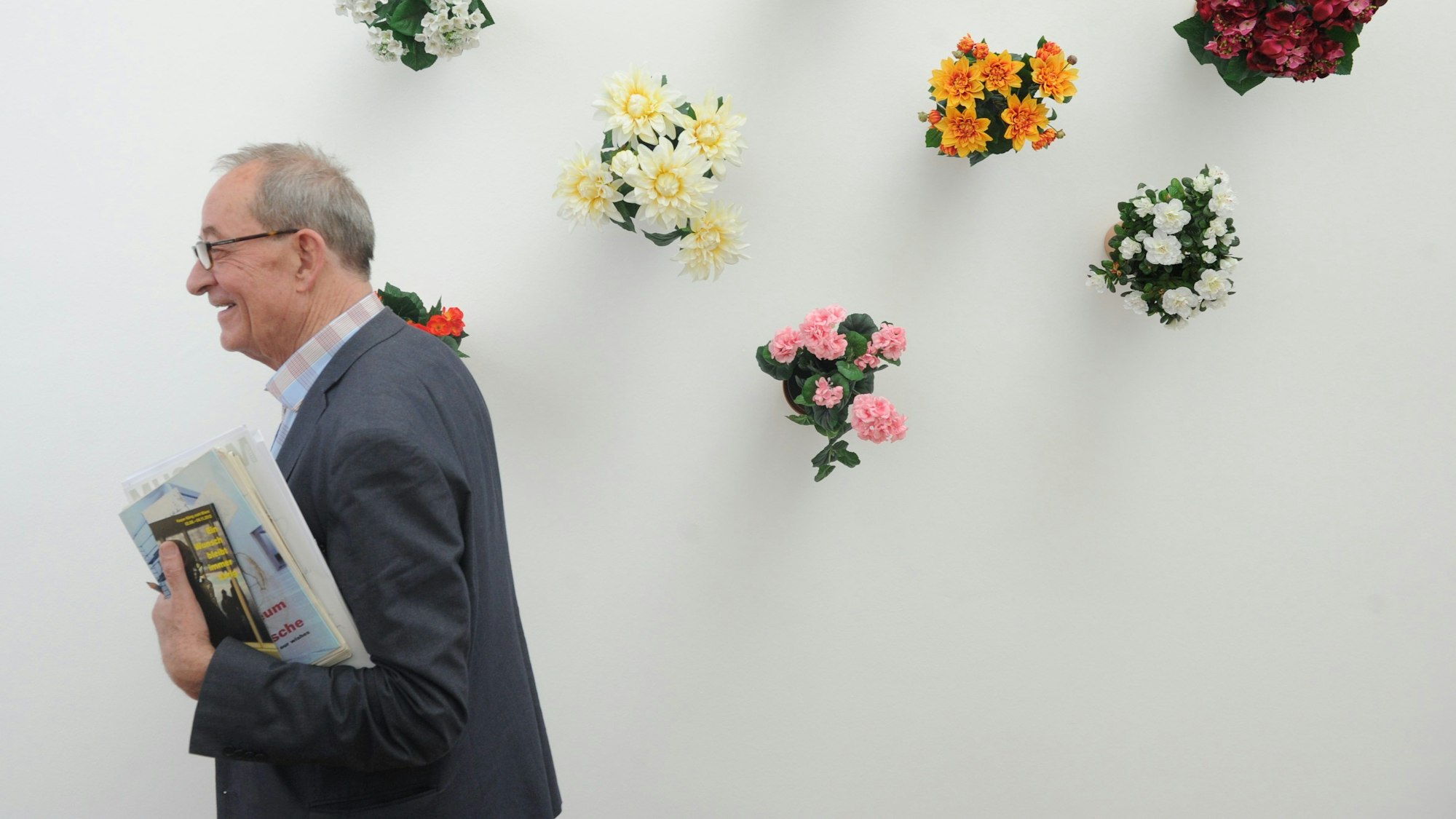 Kasper König in seiner letzten Ausstellung im Kölner Museum Ludwig