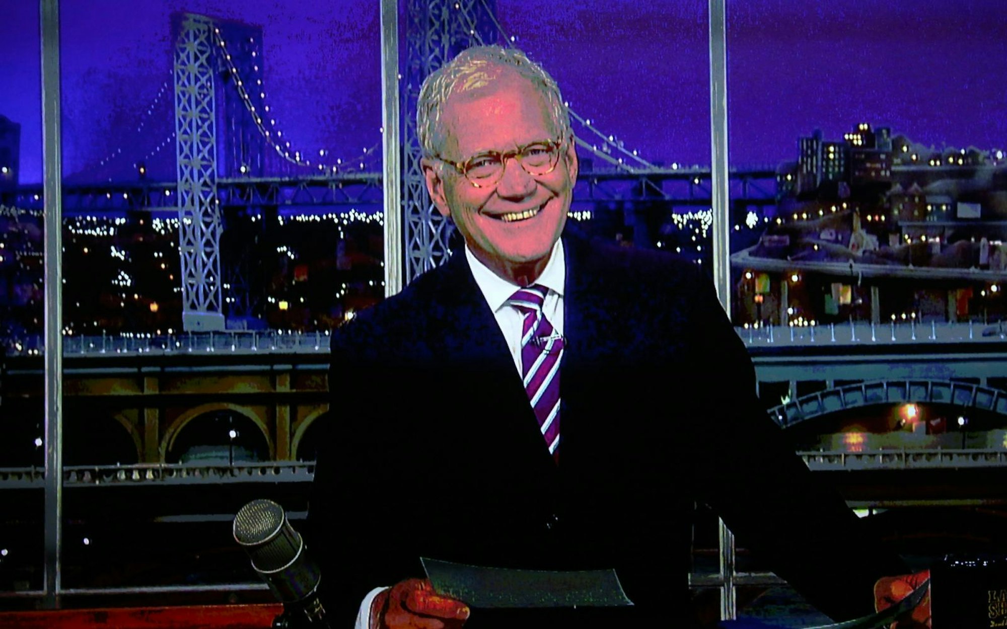 David Letterman moderierte bis 2015 „The Late Show“. Nun äußert er über sein Team Kritik am Sender CBS in Zusammenhang mit der Absetzung der Show unter Nachfolger Stephen Colbert. (Bild: 2015 Getty Images/Frederick M. Brown)