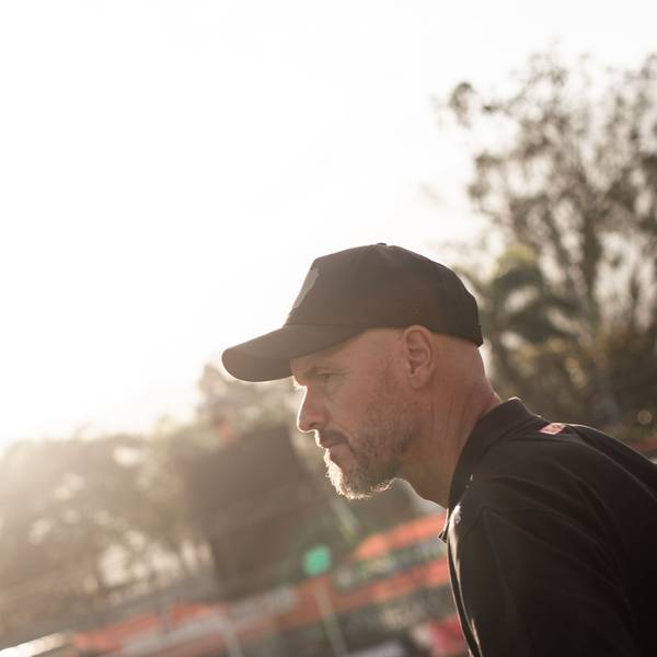 18.07.2025, Brasilien, Rio de Janeiro: Fußball: Testspiele, Flamengo U20 - Bayer Leverkusen, Stadion Da Gavea. Leverkusens Erik ten Hag am Spielfeldrand. Foto: Joao Gabriel Alves/dpa +++ dpa-Bildfunk +++