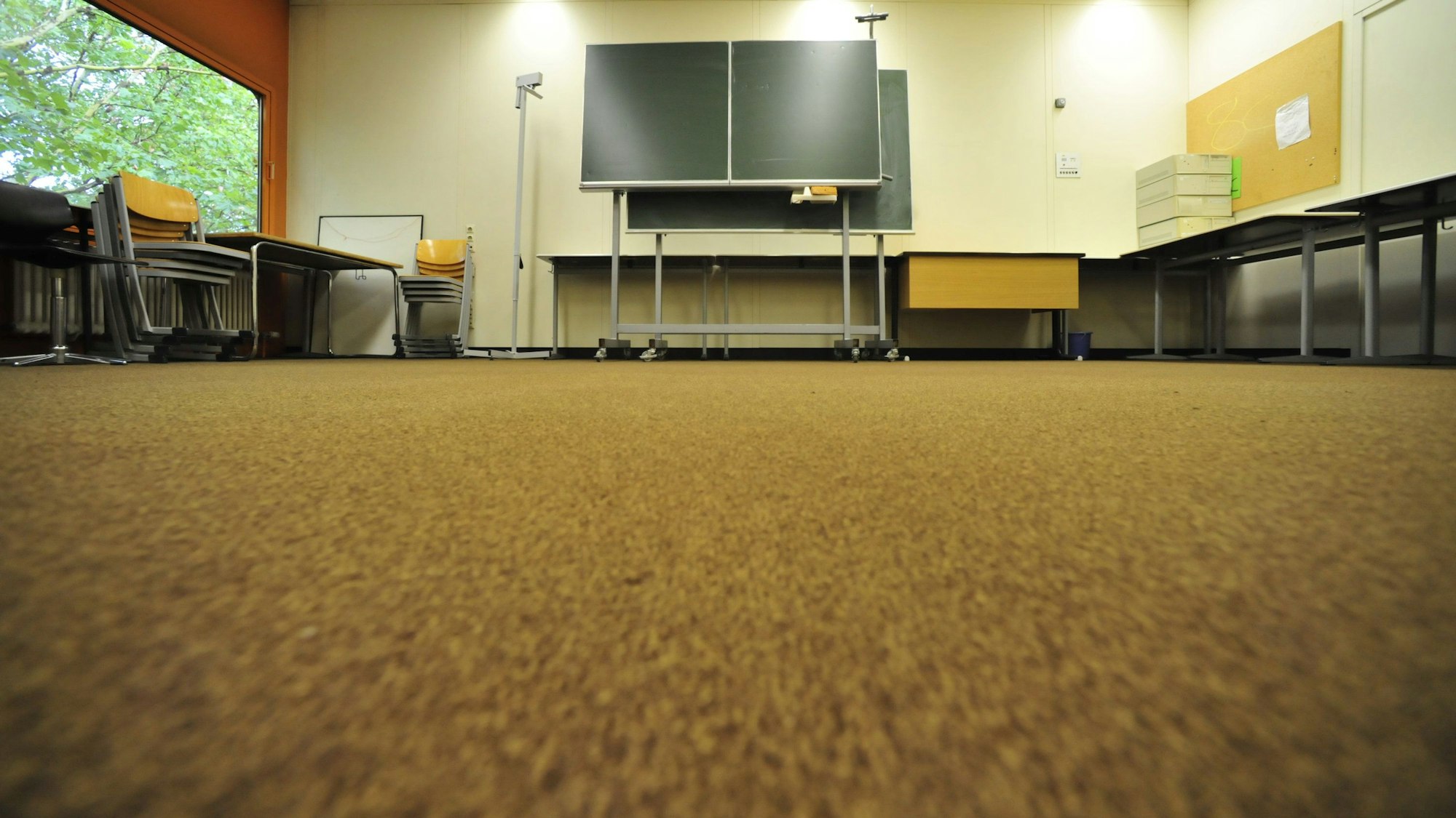 Archivbild: Ein als Gebetsraum genutztes Zimmer in einem Berliner Gymnasium.