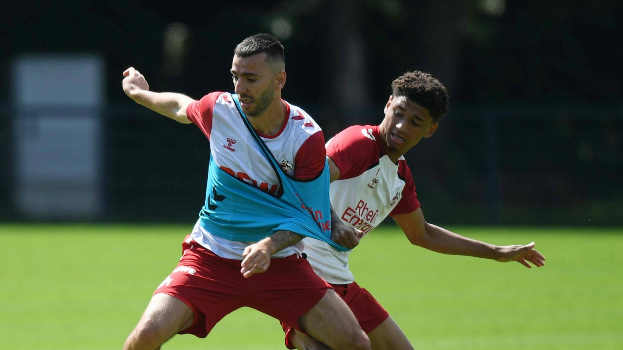 22.07.2025, xophax, Regionalliga , U21, U 21 1.FC Koeln , 1.FC Köln Saison 2025 / 2026 Training Sargis Adamyan , links trainiert in der 2. Mannschaft vom 1.FC Köln Rechts Yannick Mausehund Koeln *** 22 07 2025, xophax, Regionalliga , U21 1 FC Koeln , 1 FC Köln Saison 2025 2026 Training Sargis Adamyan , left trains in the 2 team of 1 FC Köln Right Yannick Mausehund Koeln