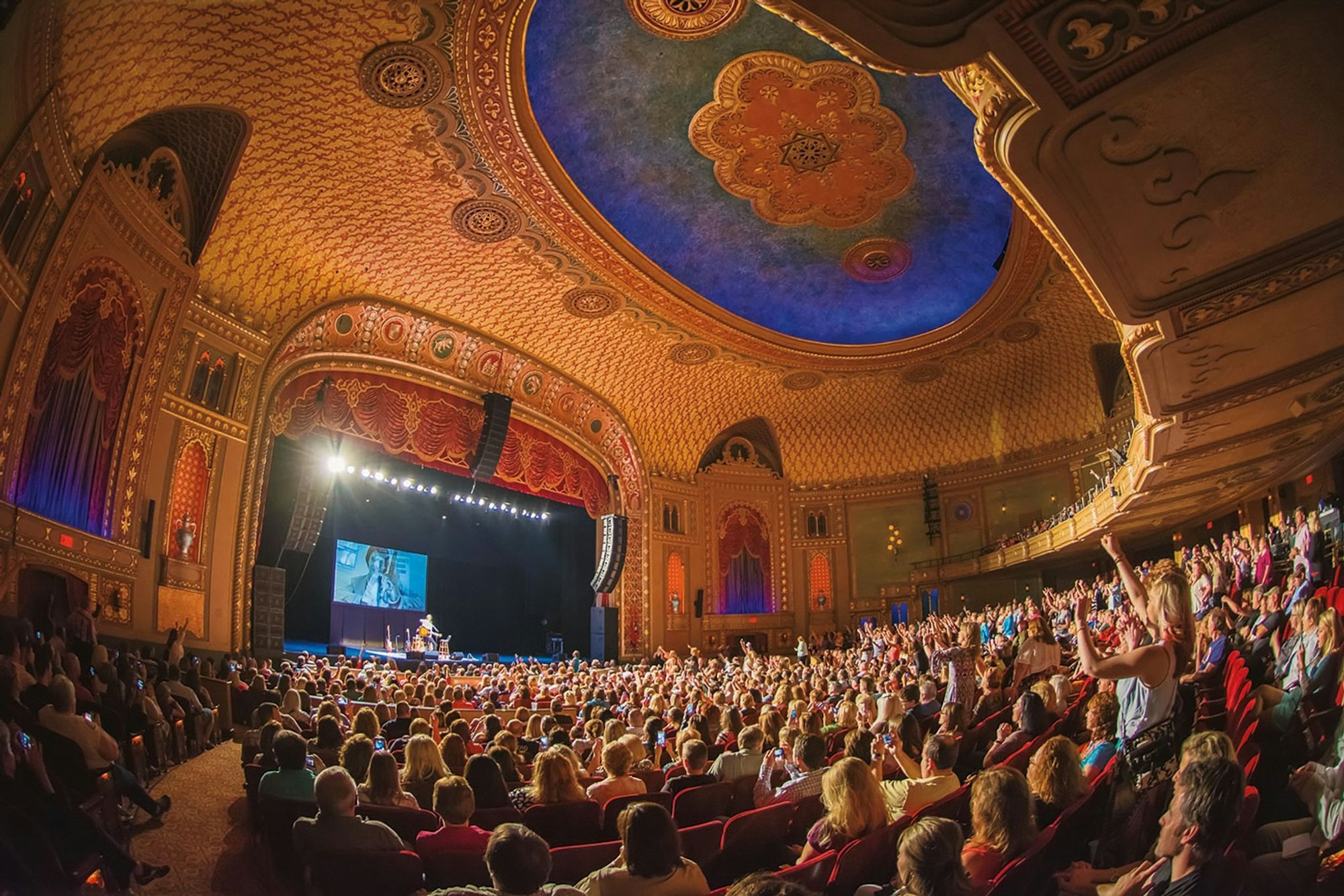 Das Tennessee Theatre zählt zu den alten Bühnen auf der Gay Street von Knoxville.