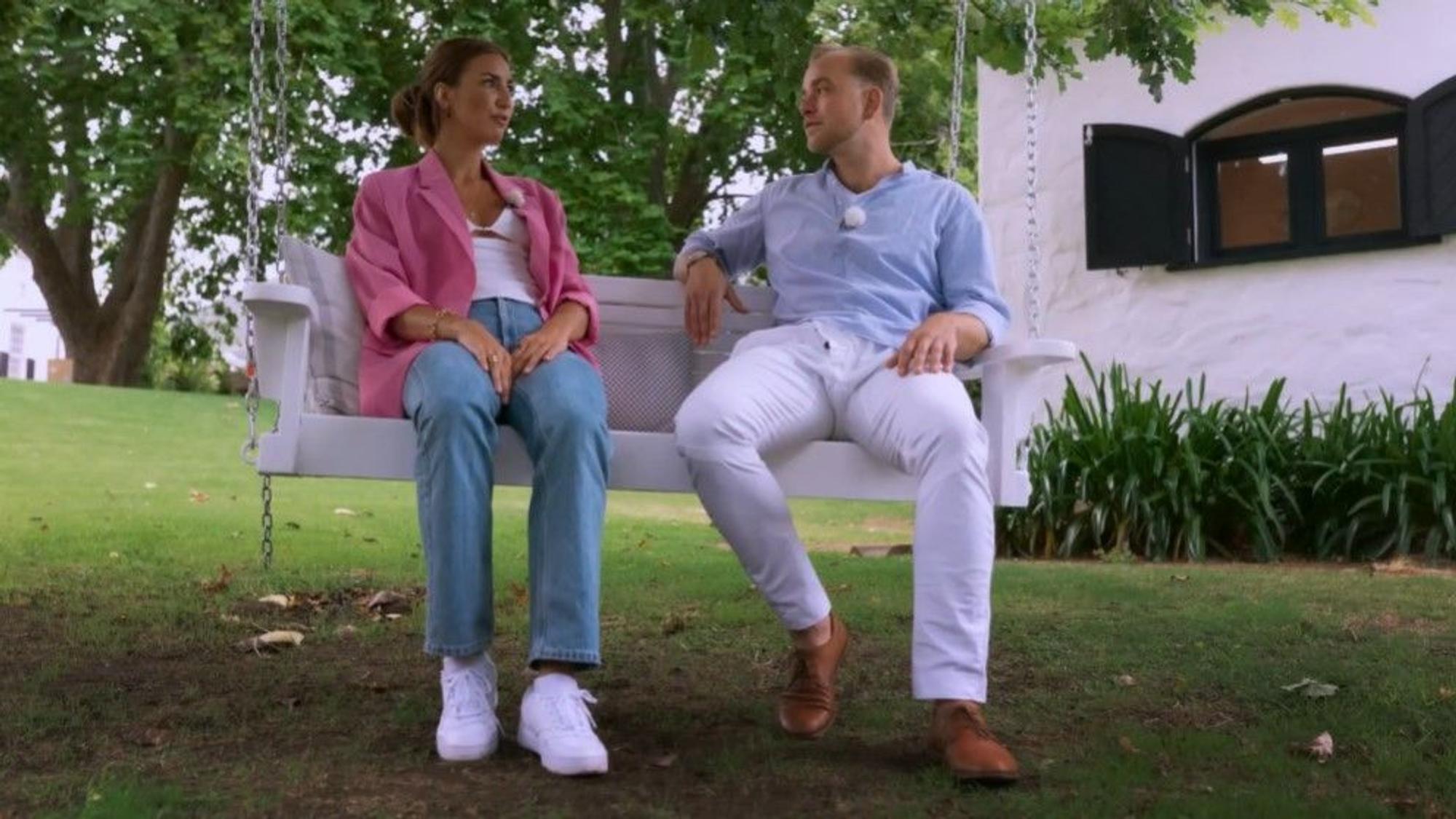 Clara im Verhör bei Martins Bruder Tobias