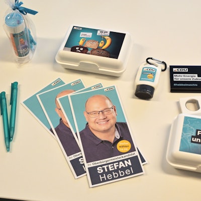 Wahlkampfmaterial der CDU Leverkusen: Die CDU hat Ärger wegen eines Flyers.