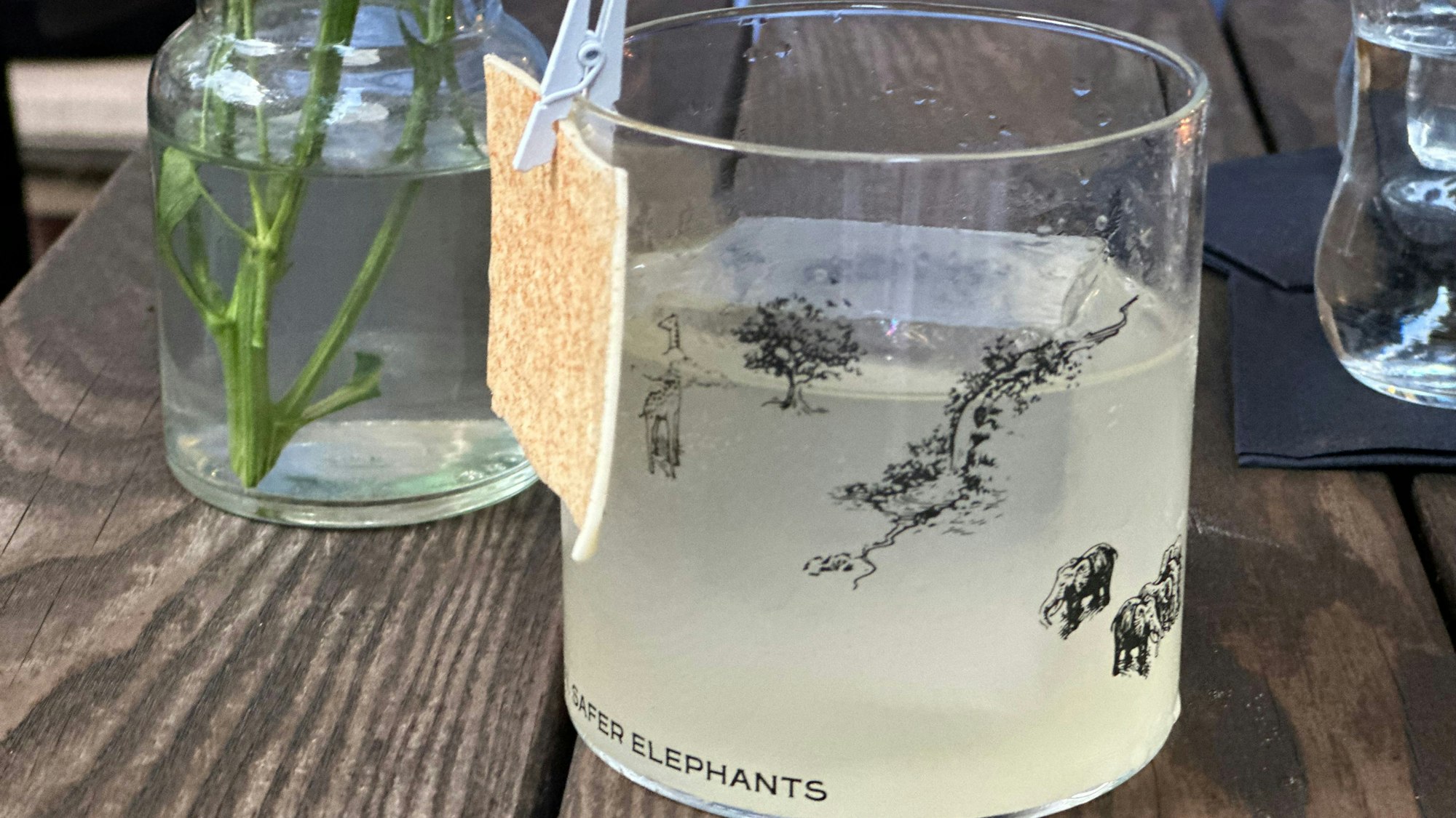 Drink auf einem Tisch