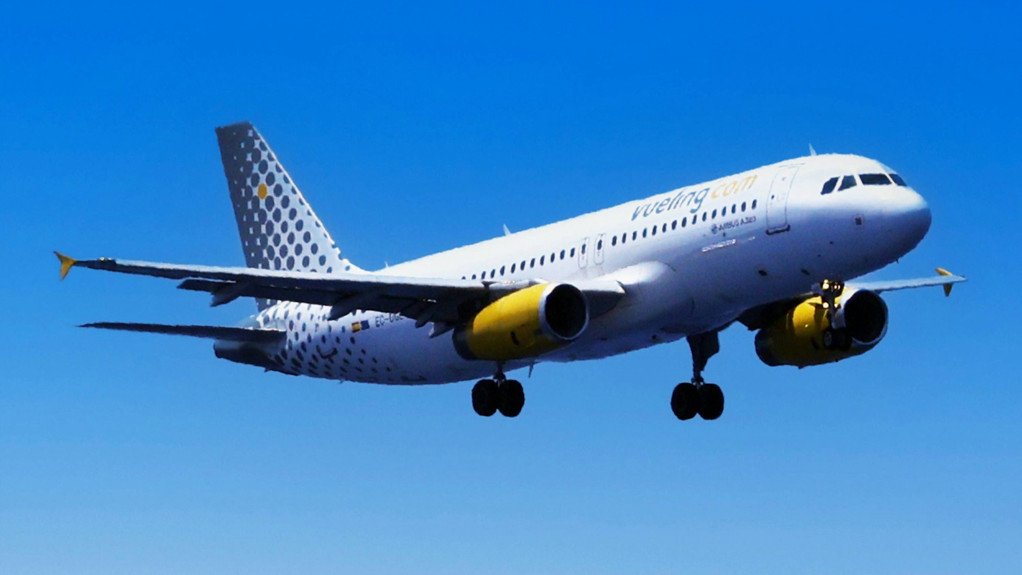 Ein Airbus A320‑232 der Fluggesellschaft Vueling.