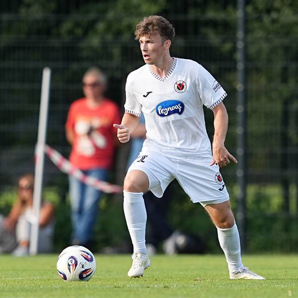 04.07.2025, xydrx, Fußball, FC Viktoria Köln - SC Wiedenbrück, Testspiel, Trainingsplatz Pohlstadtsweg: Lucas Wolf Viktoria Köln 21 Nordrhein-Westfahlen Deutschland *** 04 07 2025, xydrx, Football, FC Viktoria Köln SC Wiedenbrück, Test match, Training ground Pohlstadtsweg Lucas Wolf Viktoria Köln 21 North Rhine-Westphalia Germany
