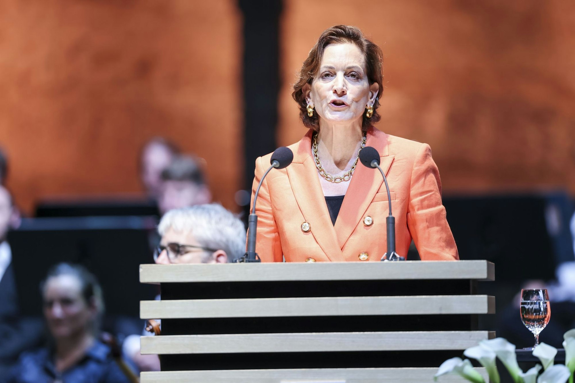 Applebaum sieht die Demokratien massiv in Gefahr.