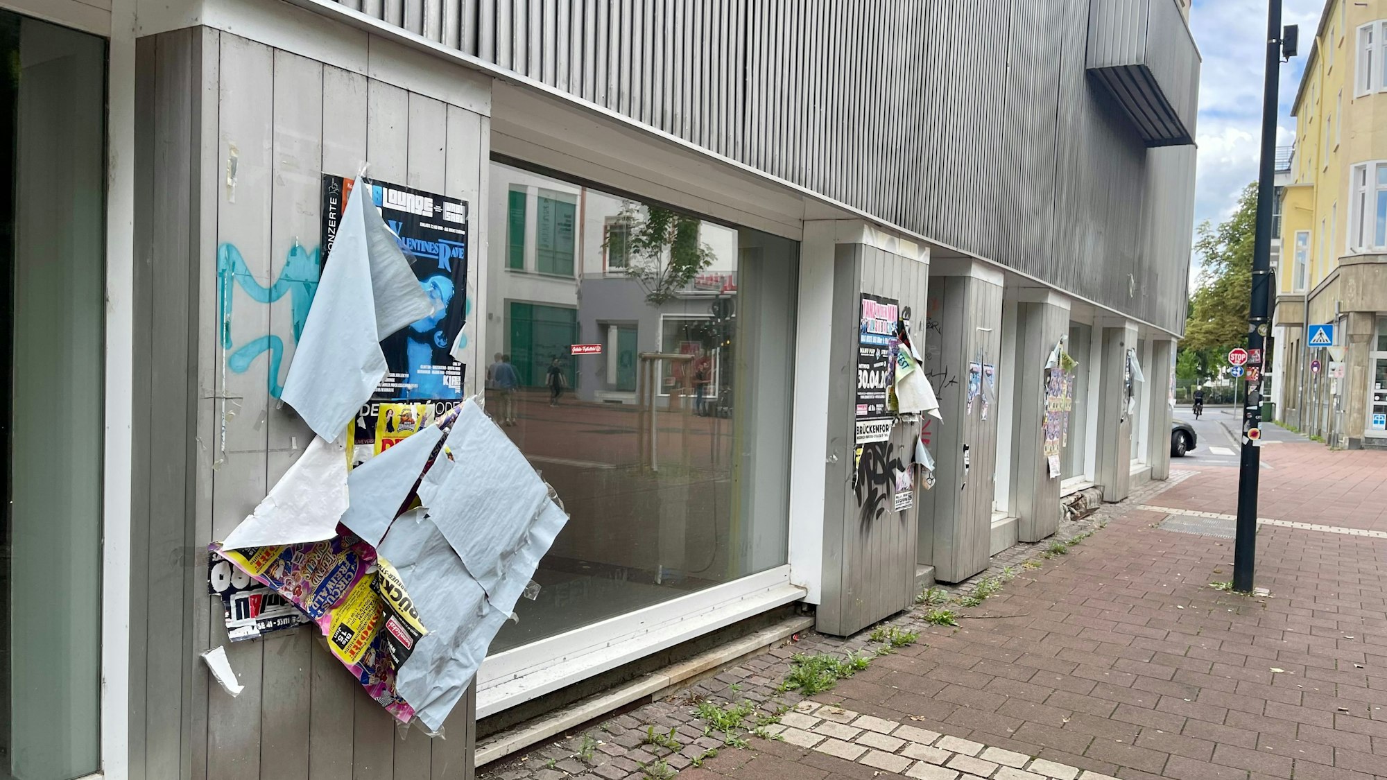 Die ehemalige Zeeman-Filiale in Siegburg steht schjon lange leer. Jetzt ist klar: Das Haus kann abgerissen werden.