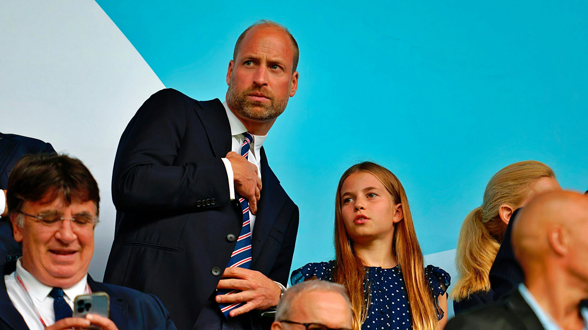 Prinz William und Prinzessin Charlotte während des EM‑Finales England gegen Spanien im St. Jakob‑Park in Basel.