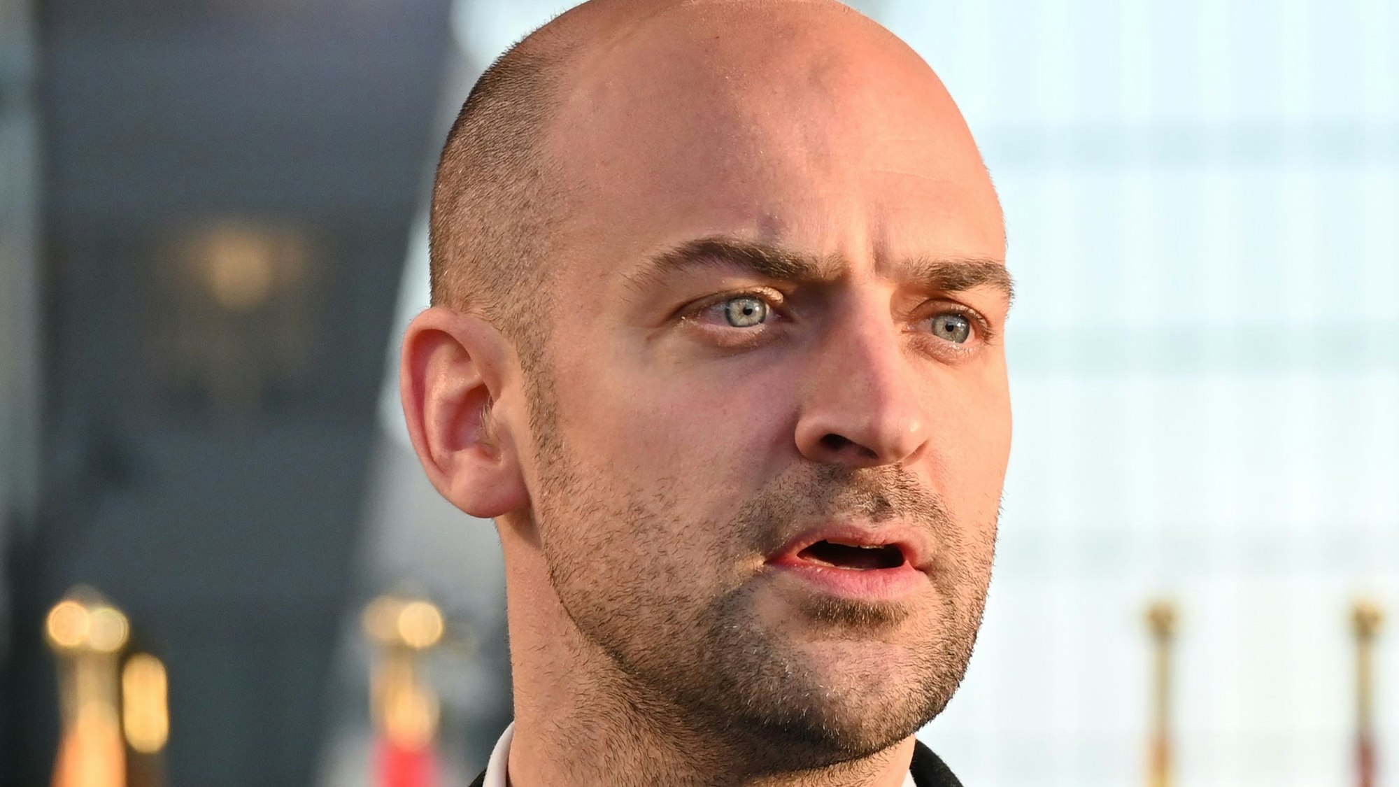 Der französische Außenminister Jean-Noel Barrot spricht mit Medienvertretern während eines Treffens der Nato-Außenminister im Nato-Hauptquartier. (Archivbild)