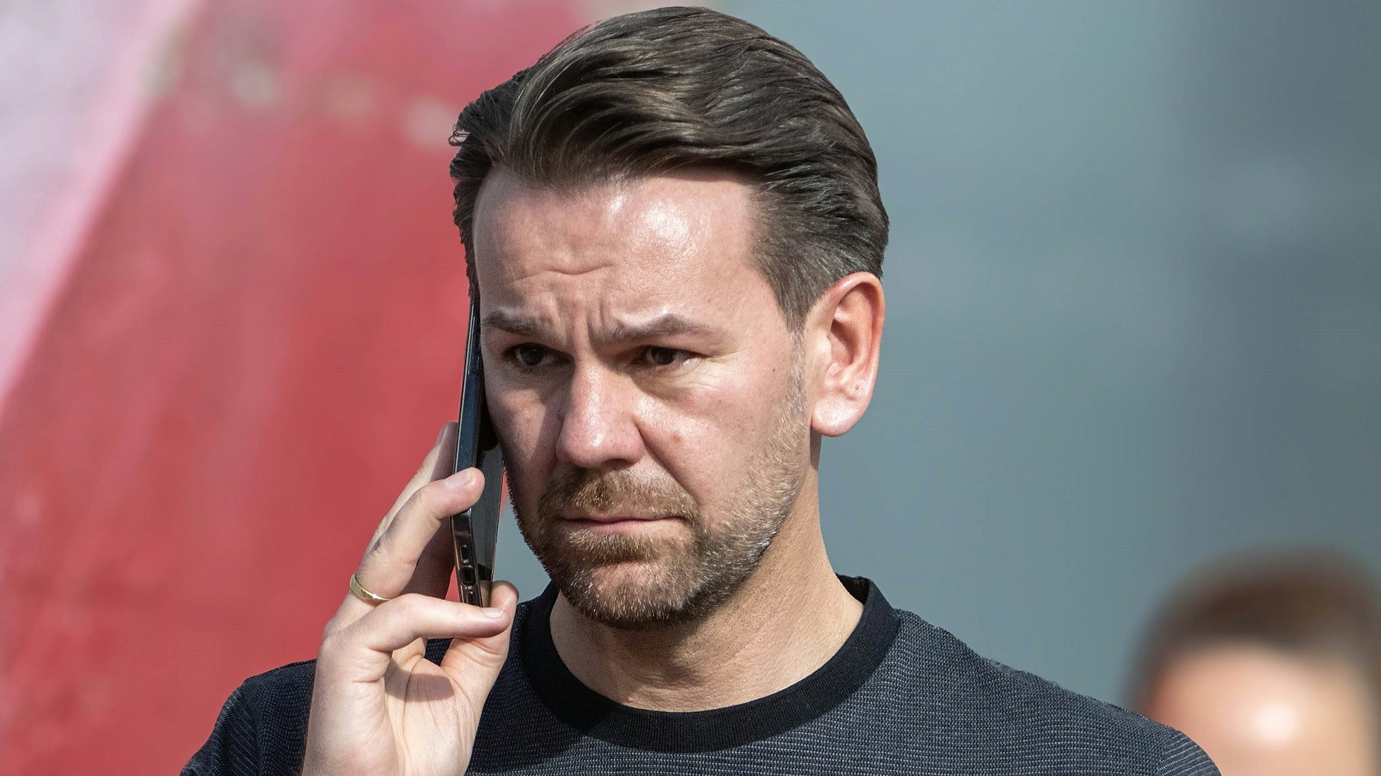 Die Bundesliga ruft: FC-Sportdirektor Thomas Kessler baut den 1. FC Köln derzeit kräftig um.