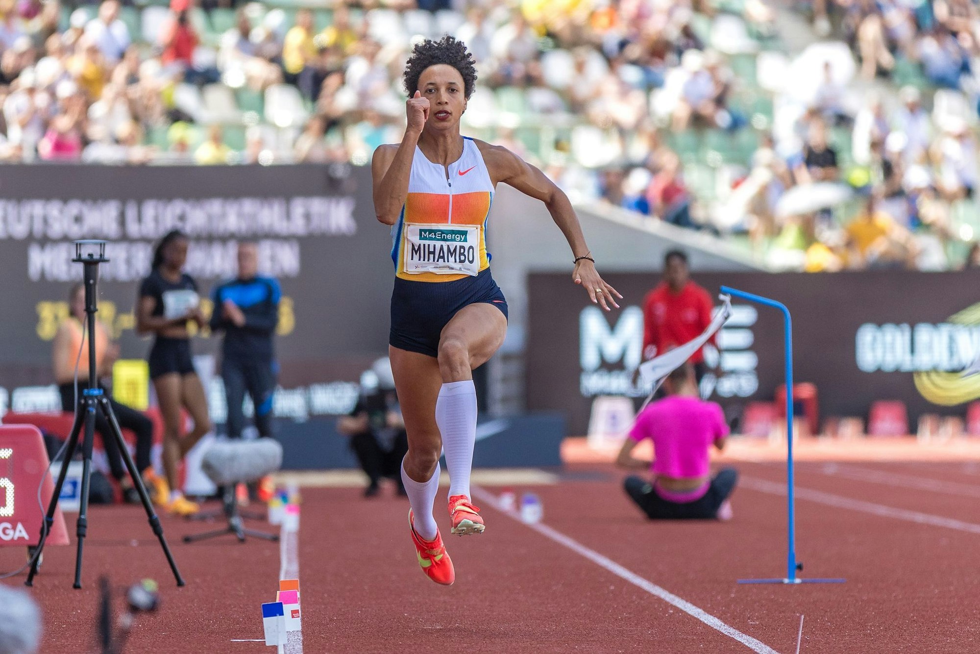 Weitsprung-Olympiasiegerin Malaika Mihambo gehört zu den größten Stars bei den Finals in Dresden.