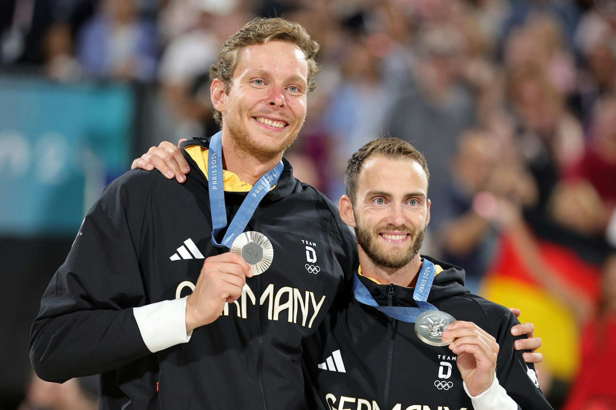 Bisheriger Höhepunkt ihrer Karriere: Olympia-Silber für Clemens Wickler (r) und Nils Ehlers.