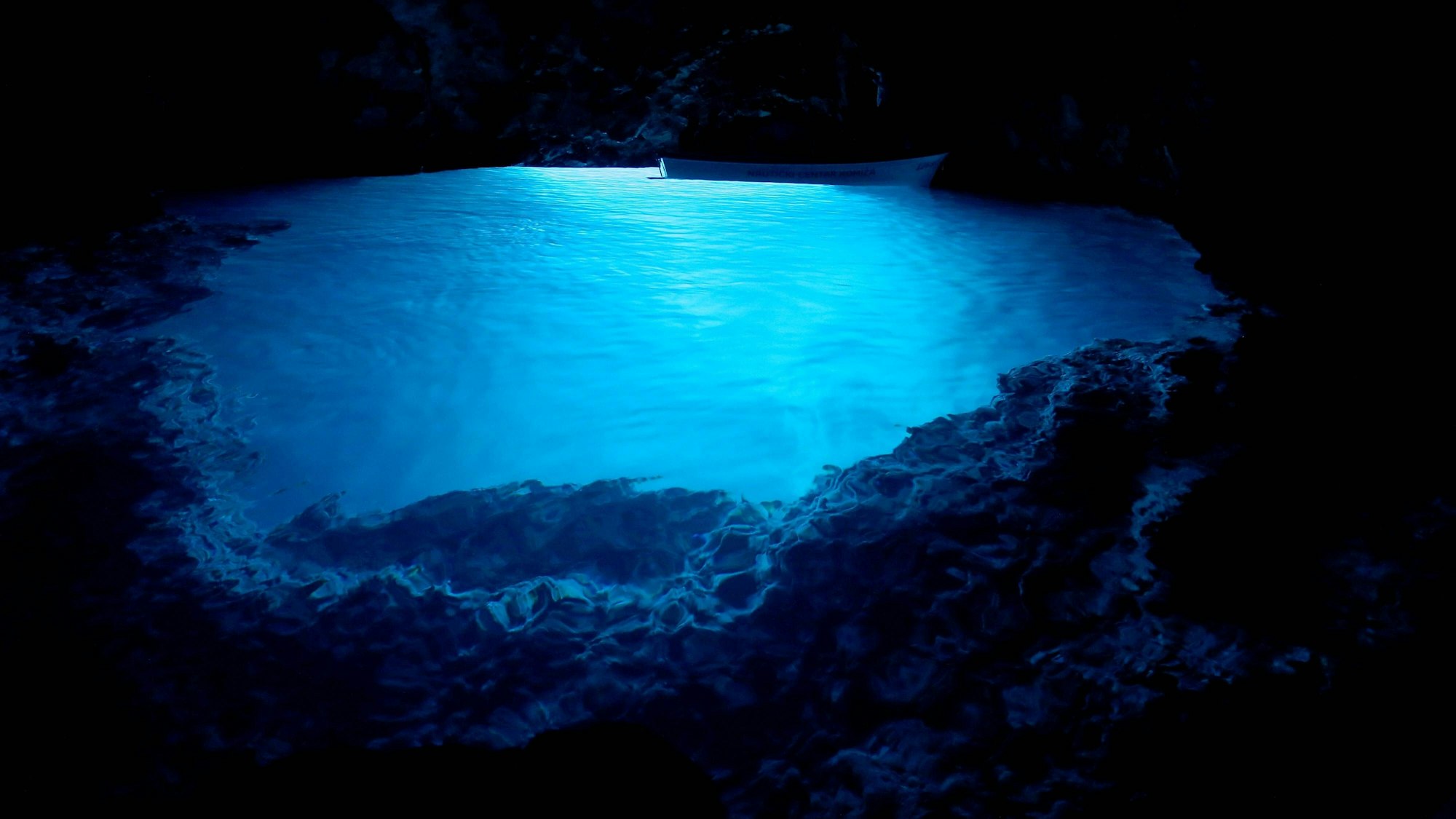 Die Blaue Höhle auf der Insel Bisevo.