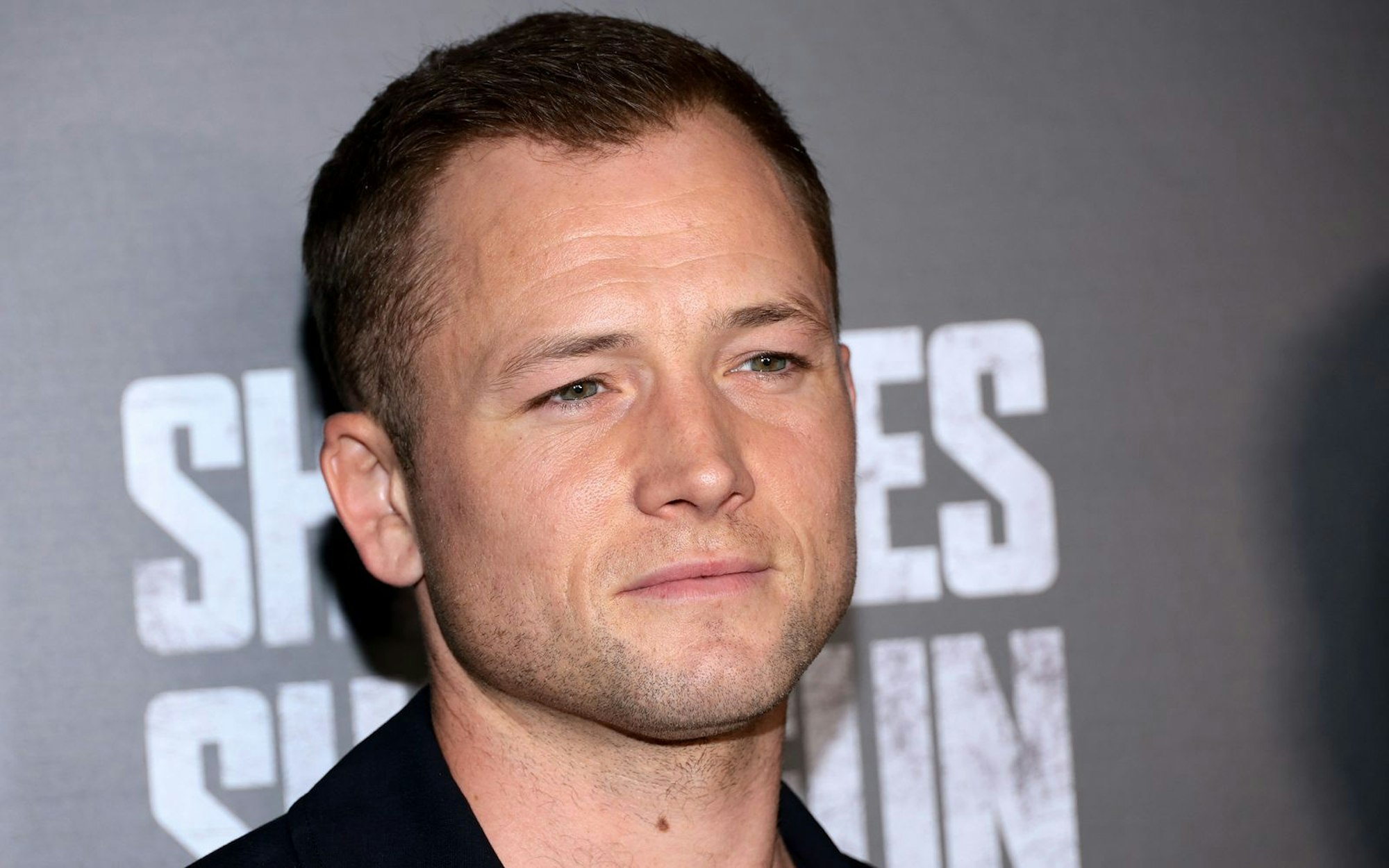Taron Egerton will nicht der nächste James Bond werden. Er sei dafür „zu chaotisch“. (Bild: 2025 Getty Images/Dimitrios Kambouris)