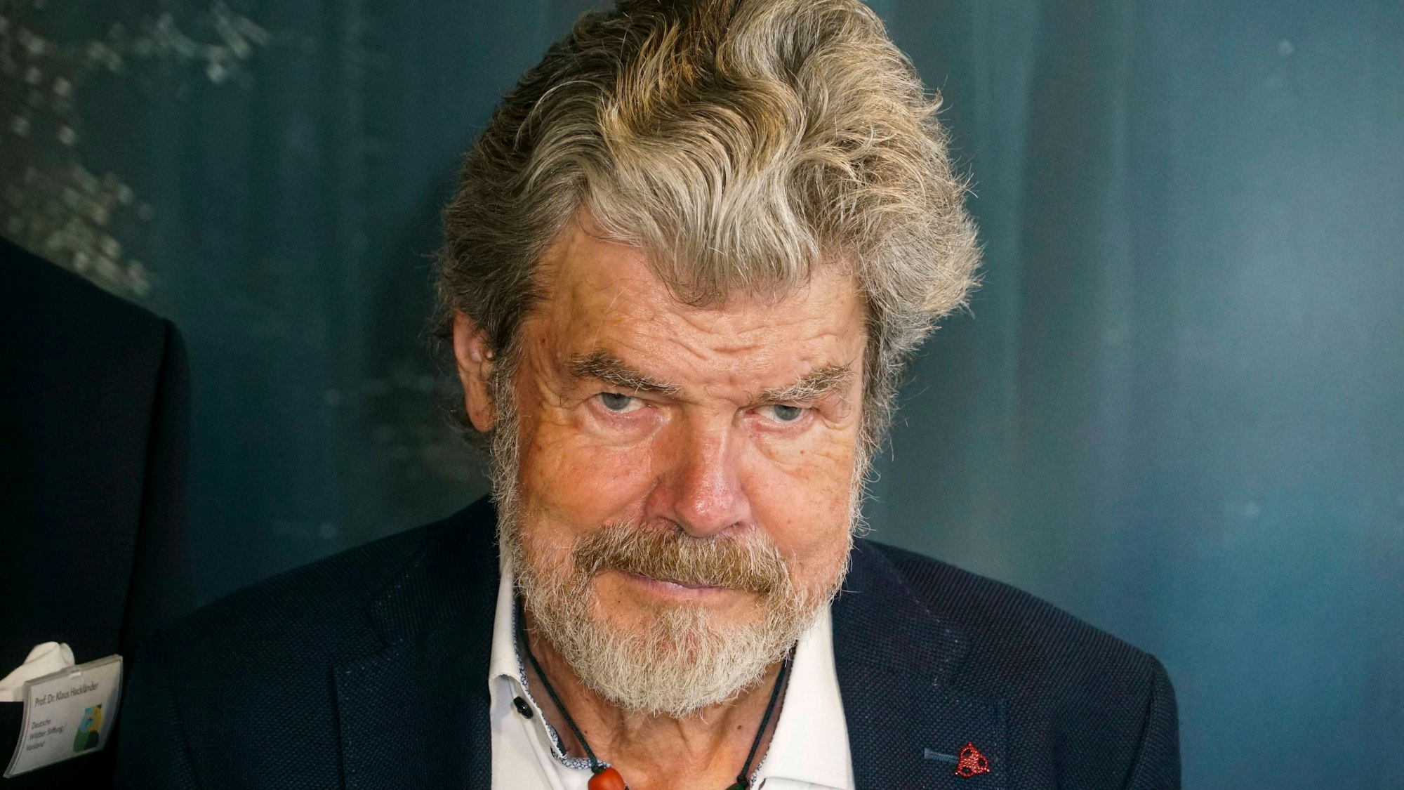 Der Extrembergsteiger Reinhold Messner kennt sich mit den hohen Bergen auf der Welt aus wie kaum ein Zweiter.