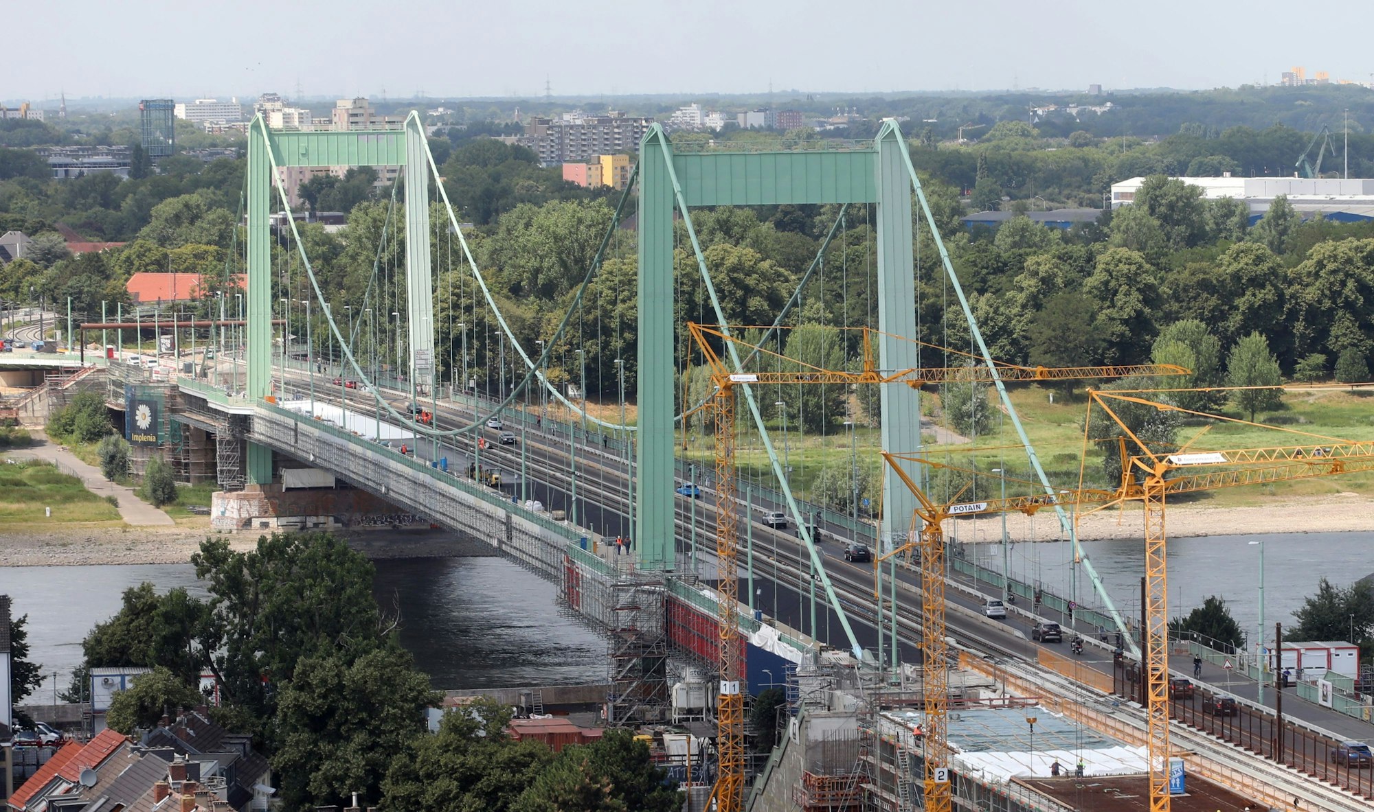 Die Baustelle der Mülheimer Brücke.