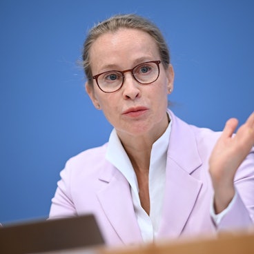 Frauke Brosius-Gersdorf stellt den Abschlussbericht der Kommission zur reproduktiven Selbstbestimmung und Fortpflanzungsmedizin vor.