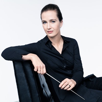 Dirigentin Elena Schwarz